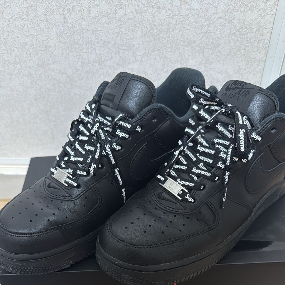 Supreme × Nike Air Force 1 Low "Black"
