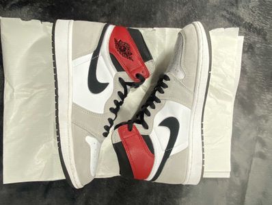 Nike Air Jordan 1 High OG "White/Black/Light Smoke Grey"