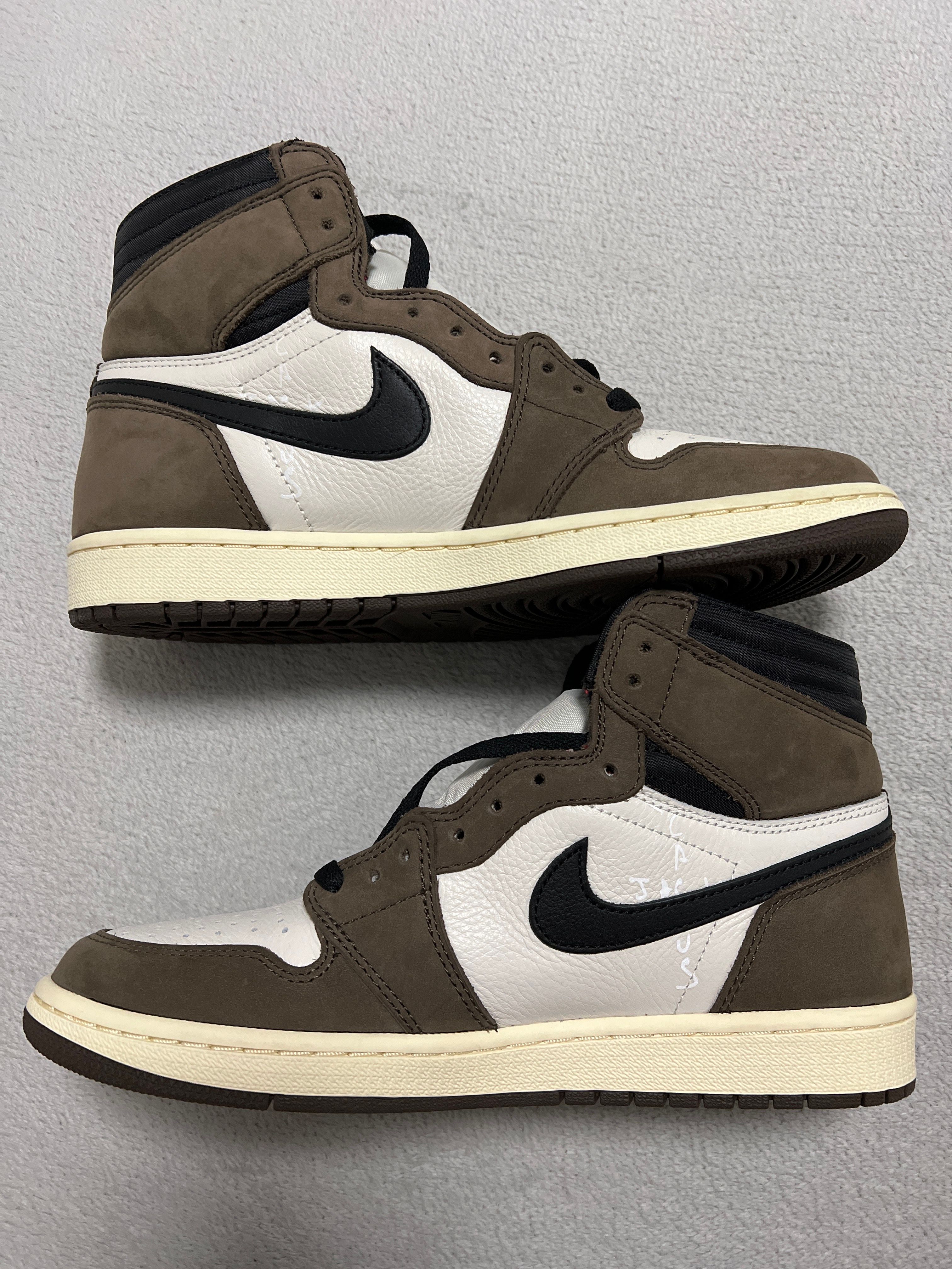 Travis Scott × Nike Air Jordan 1 Retro High OG TS SP "Sail/Dark Mocha"