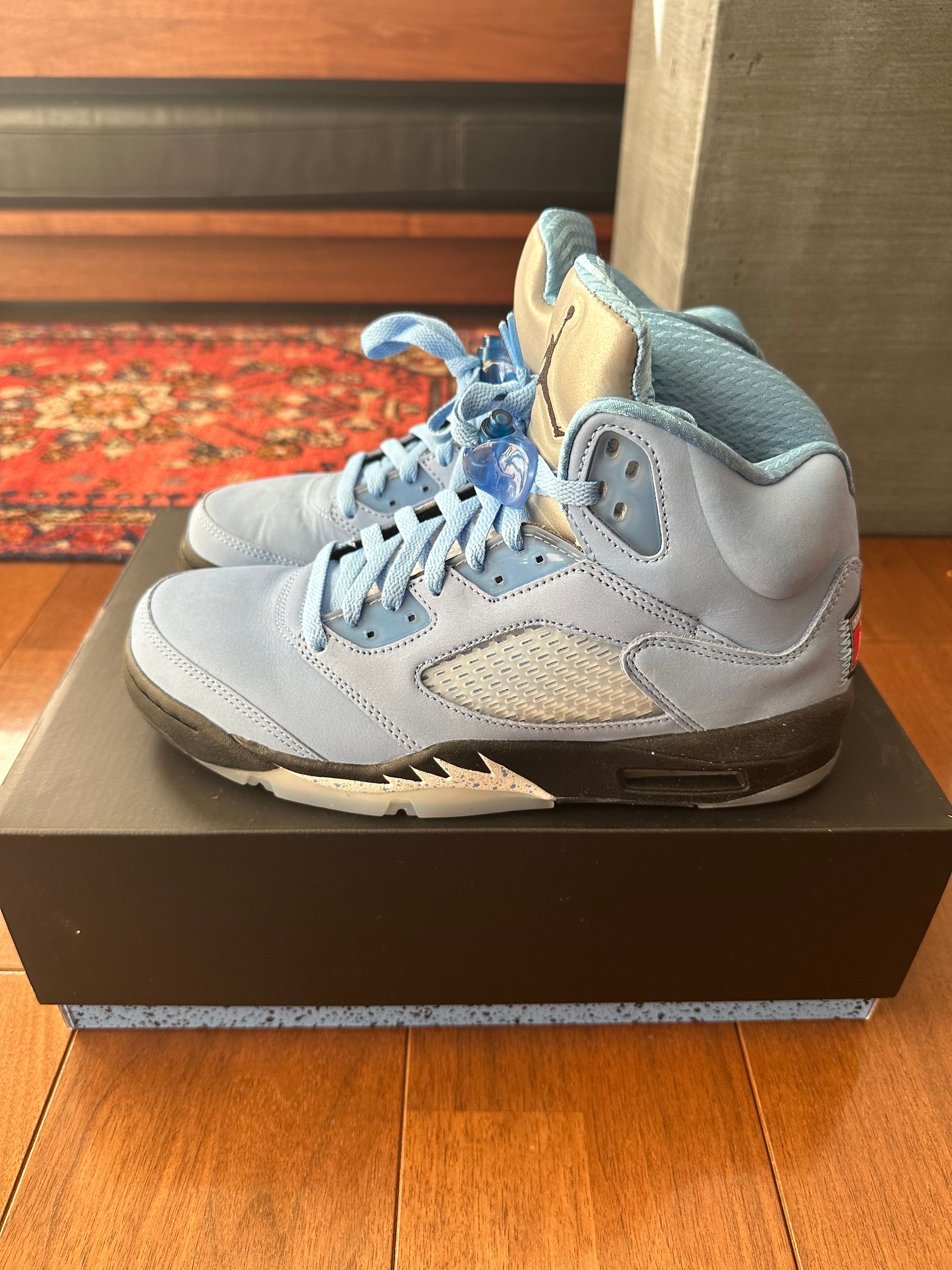 Nike Air Jordan 5 Retro SE "University Blue"
