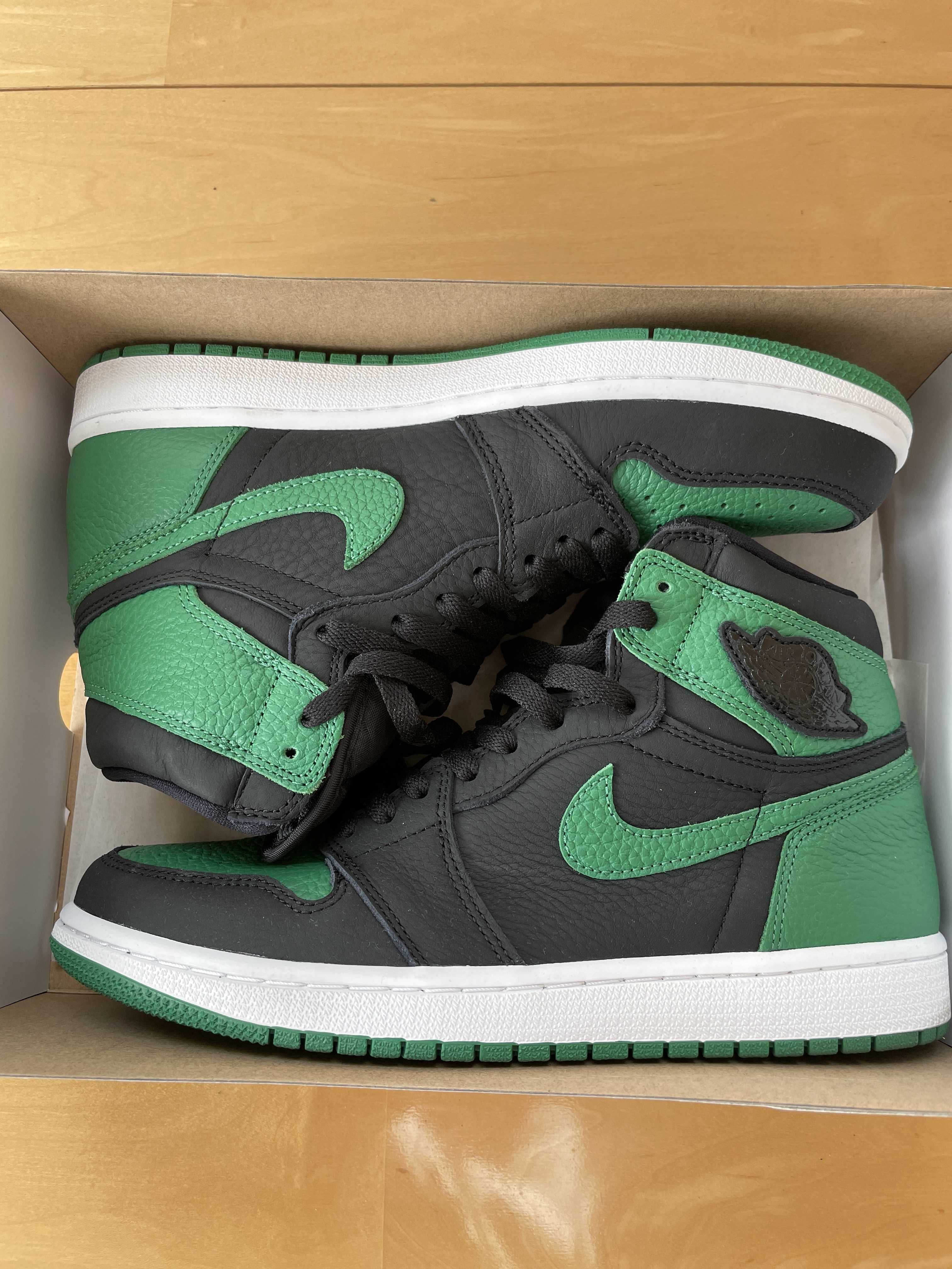 Nike Air Jordan 1 Retro High OG "Black/Pine Green" (2020)