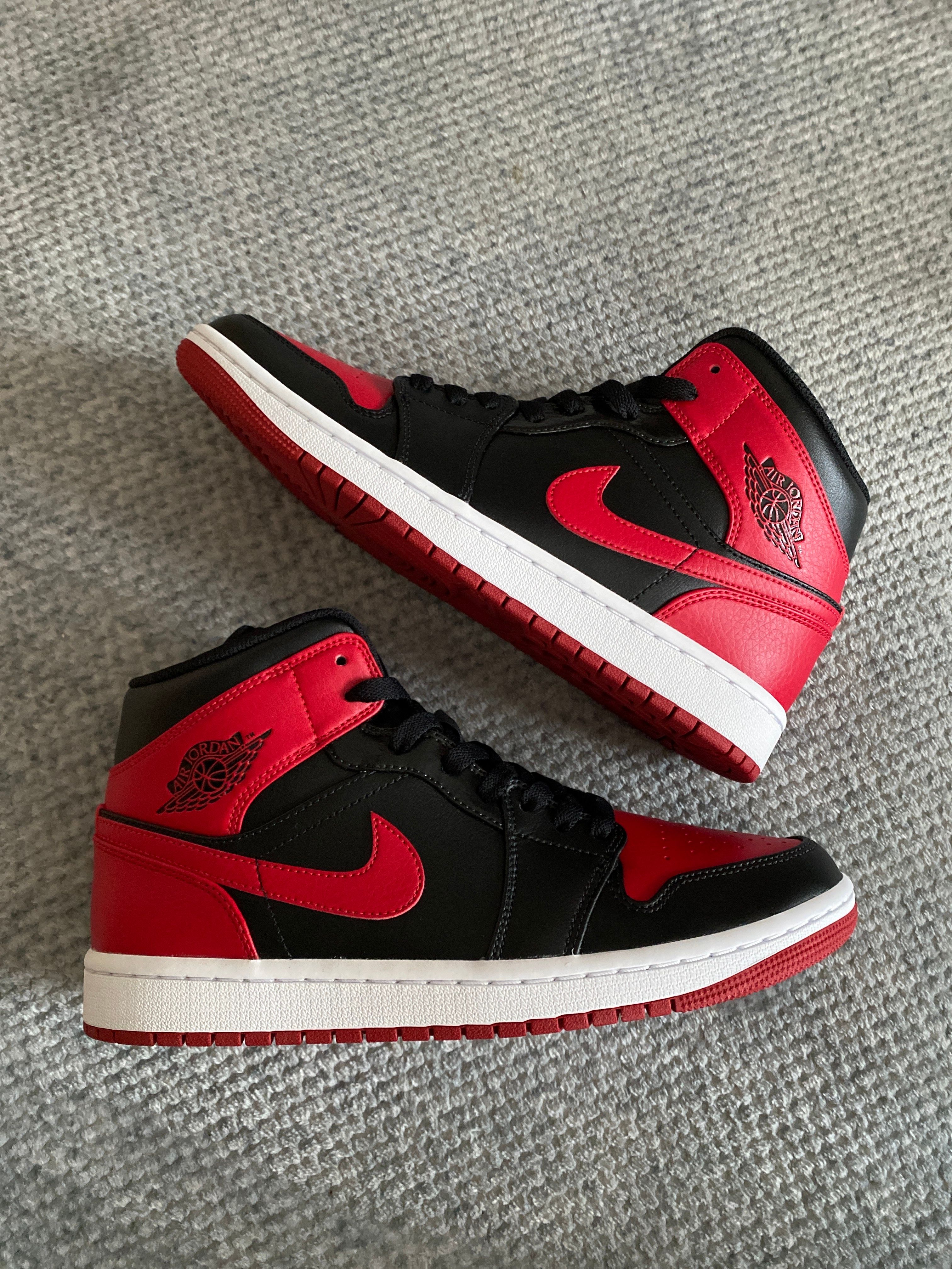 Nike Air Jordan 1 Mid "Bred"