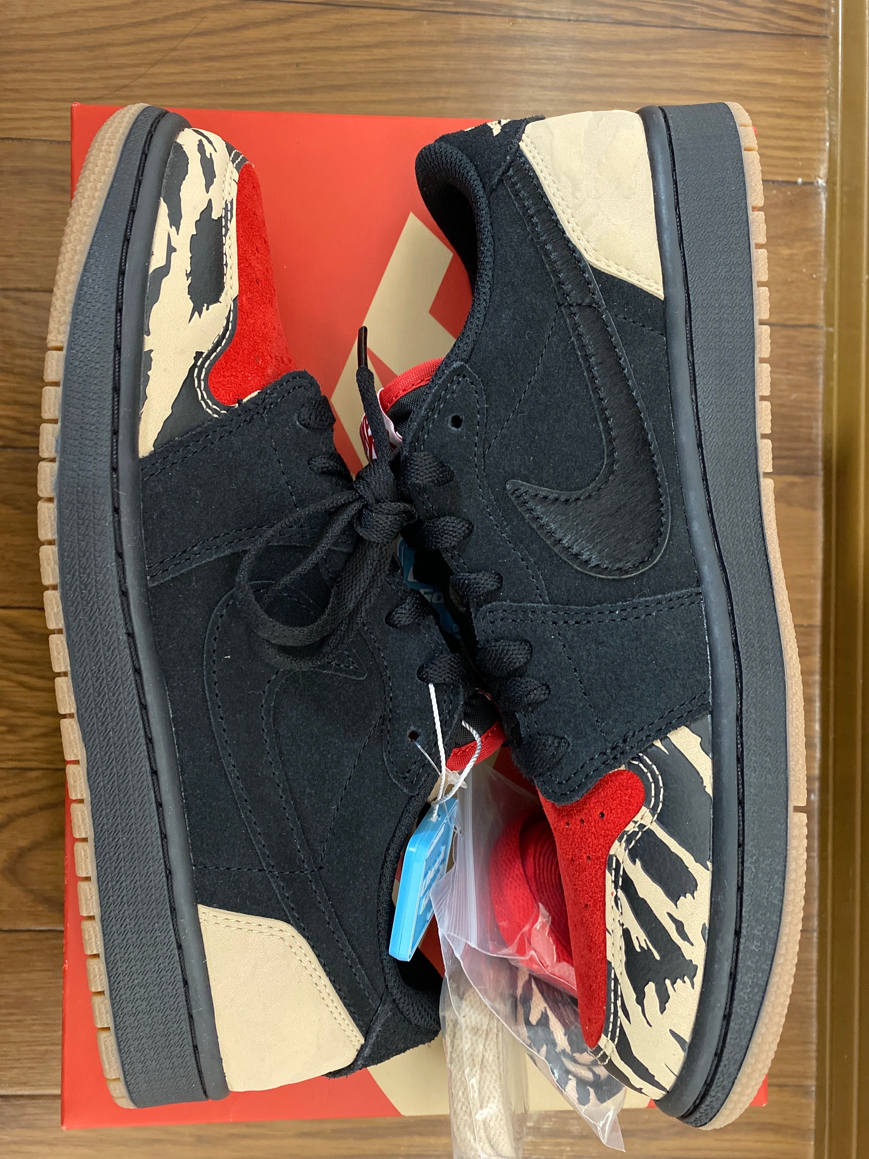 Sole Fly × Nike Air Jordan 1 Low "Black and Sport Red"