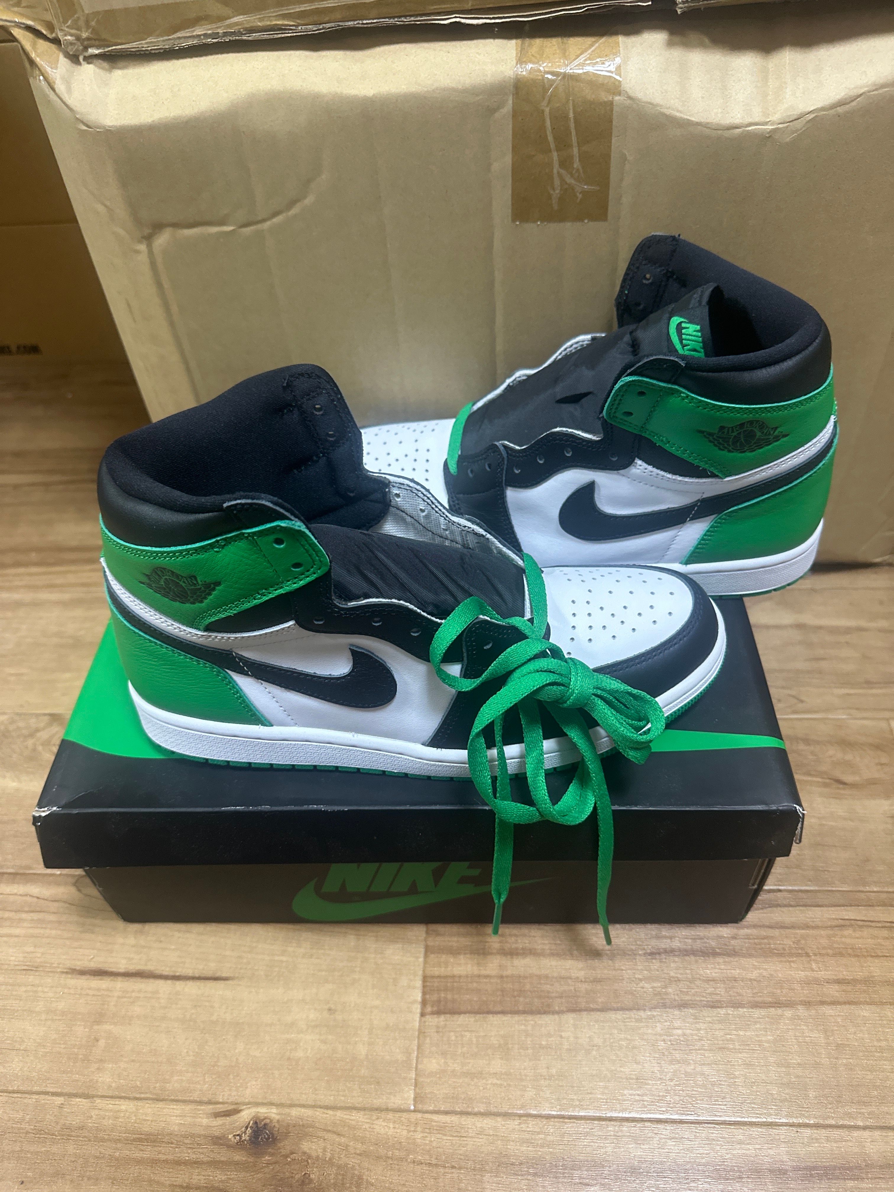 Nike Air Jordan 1 Retro High OG "Celtics/Black and Lucky Green" (2023)