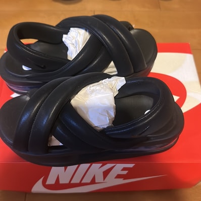 Nike Women's Air Max Isla Sandal "Black/Anthracite"