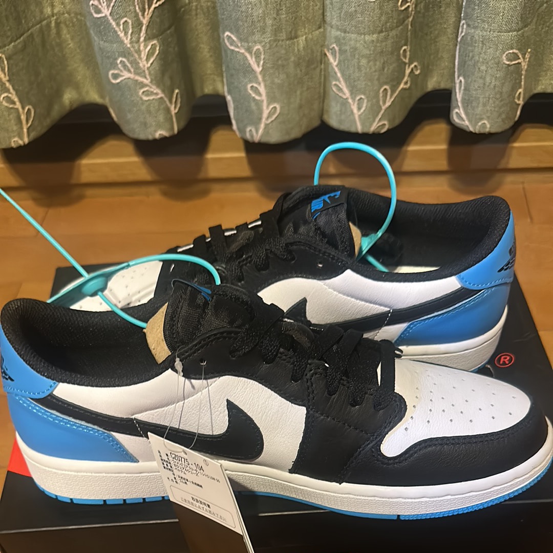 Nike Women's Air Jordan 1 Low OG "Black and Dark Powder Blue/UNC"