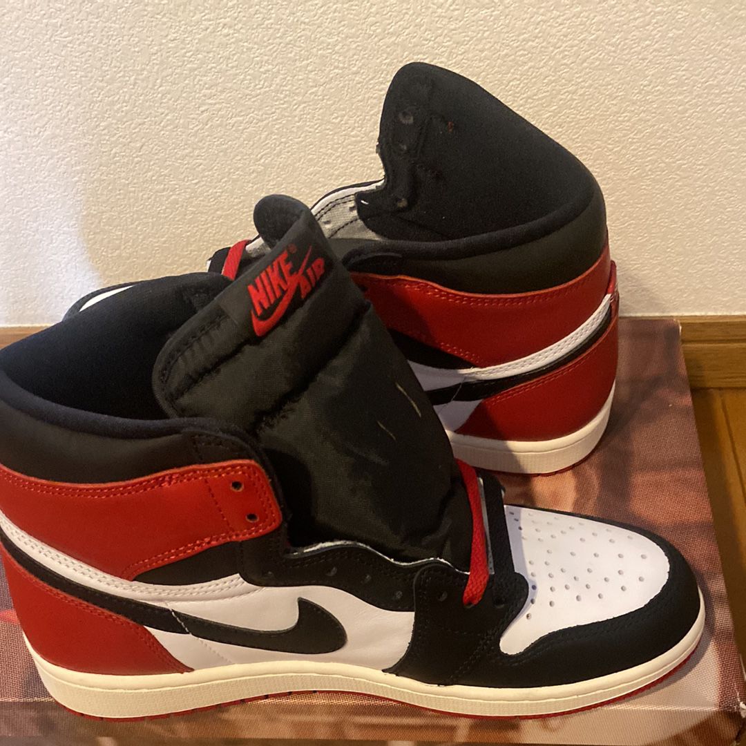 Nike Air Jordan 1 Retro High OG "Black Toe Reimagined"