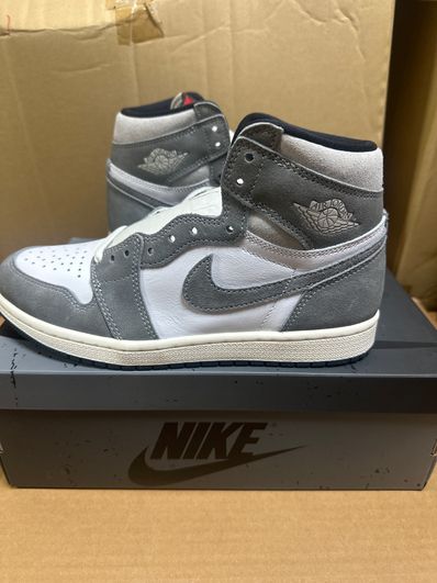 Nike Air Jordan 1 Retro High OG "Black and Smoke Grey"