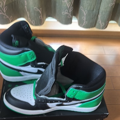Nike Air Jordan 1 Retro High OG "Celtics/Black and Lucky Green" (2023)
