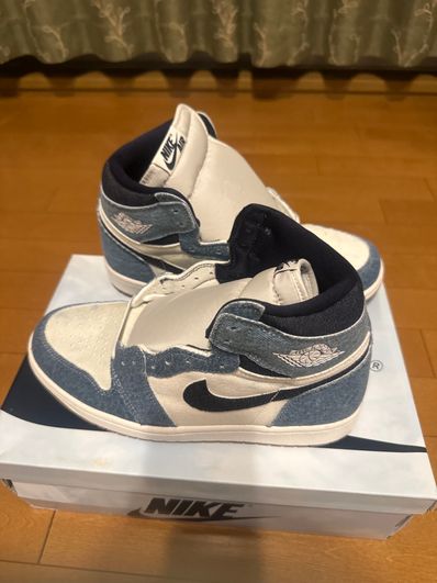 Nike Air Jordan 1 Retro High OG "Denim"