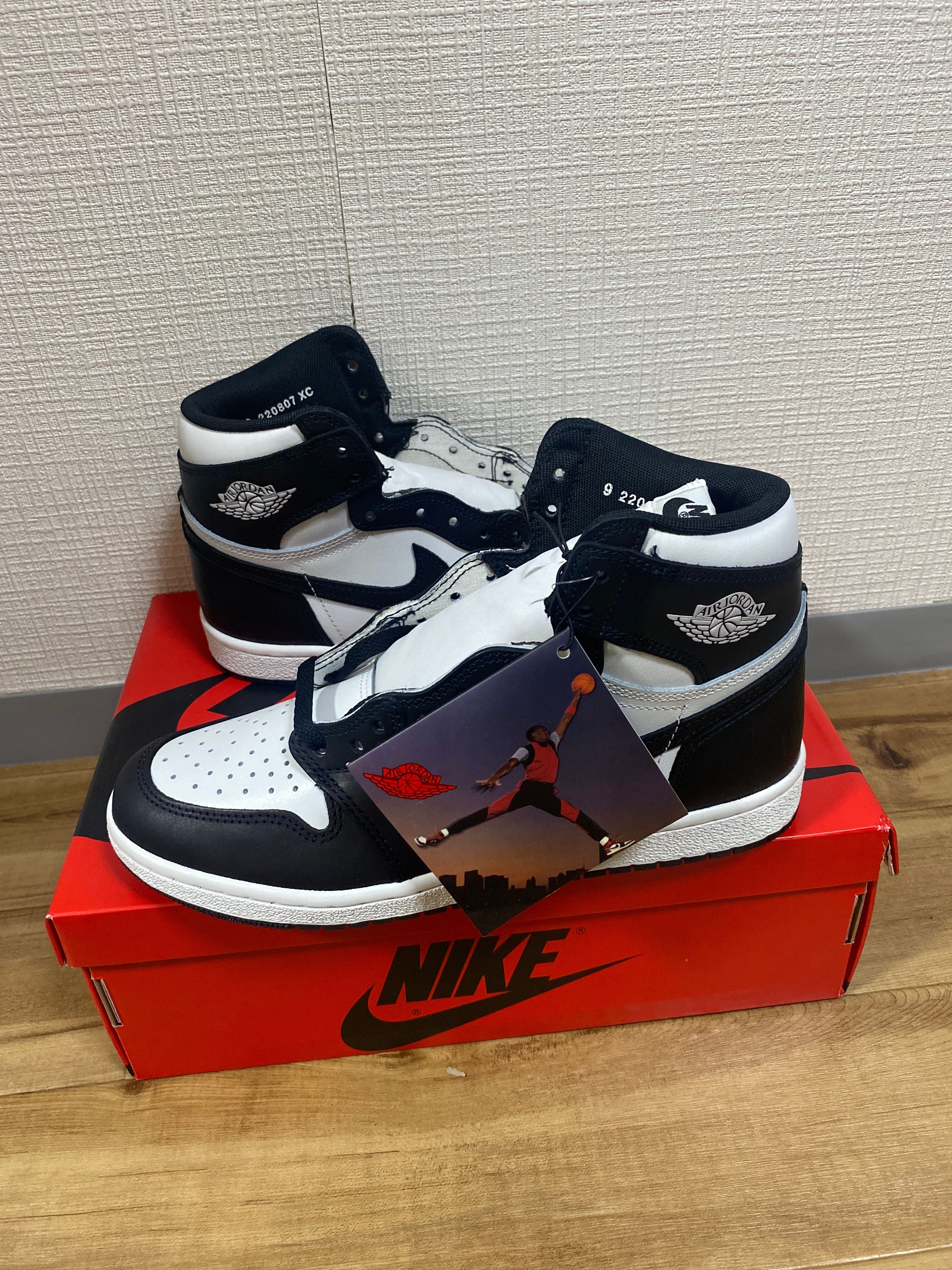 Nike Air Jordan 1 High '85 "Black/White"