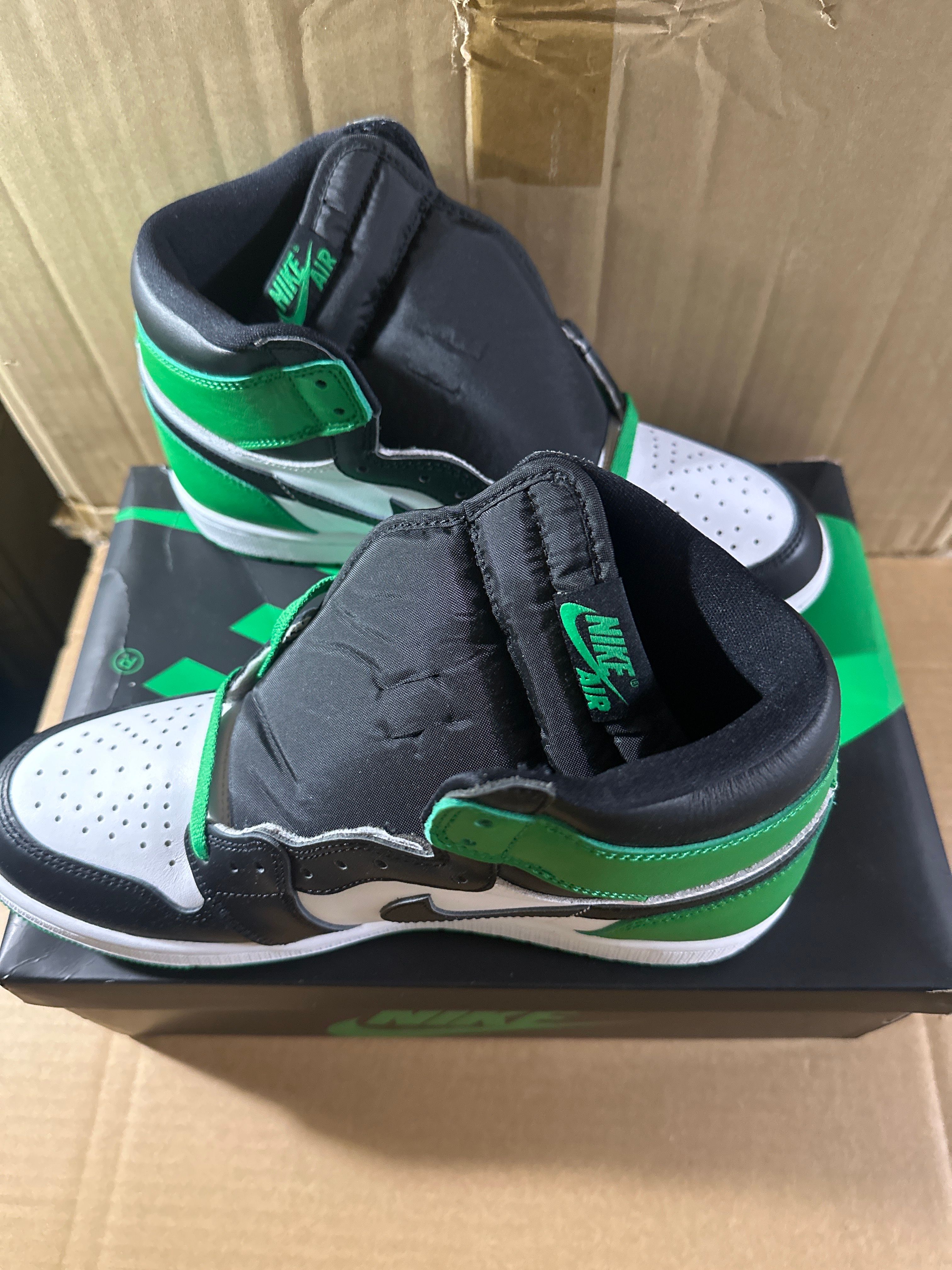 Nike Air Jordan 1 Retro High OG "Celtics/Black and Lucky Green" (2023)