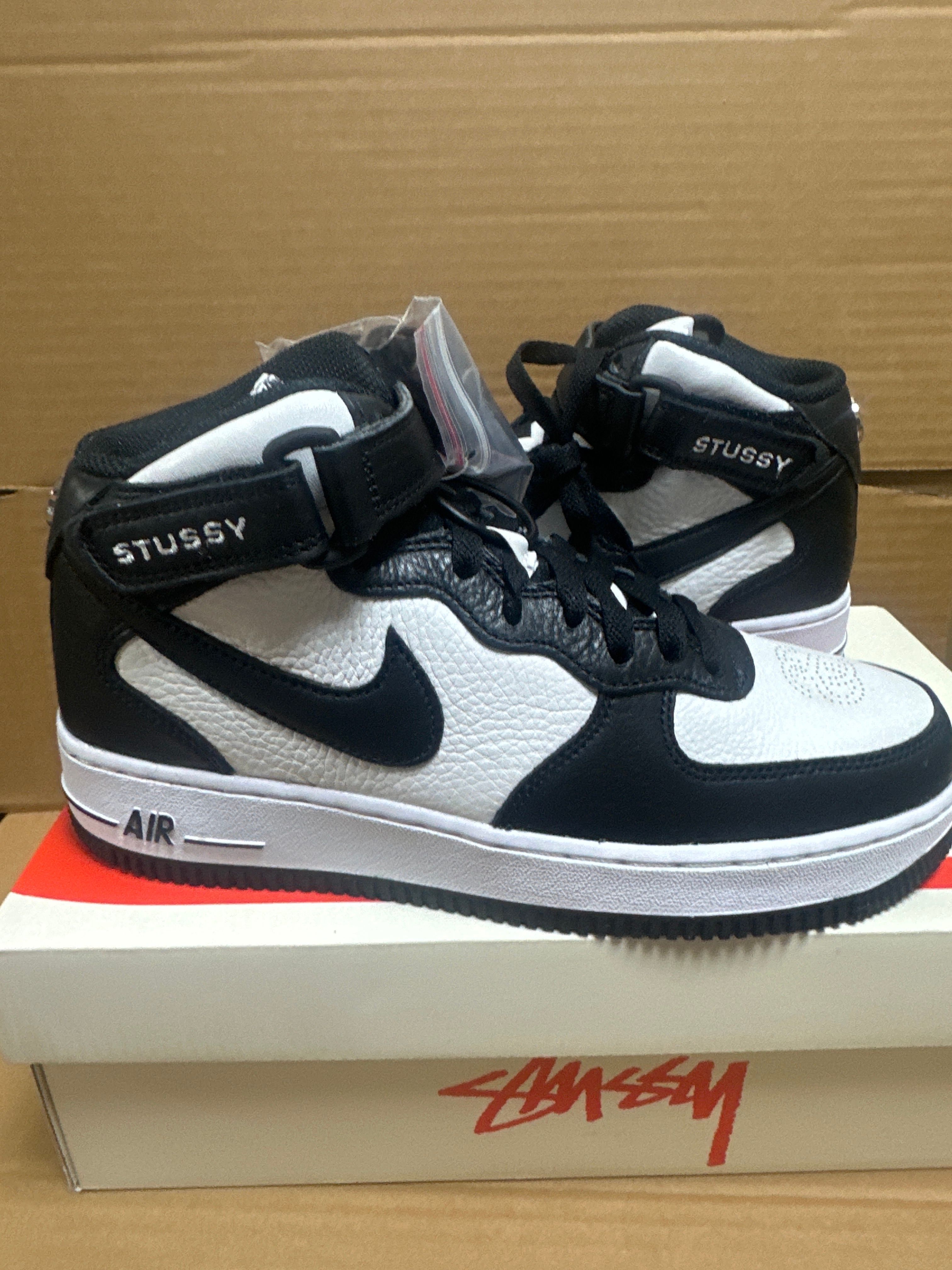 Stussy × Nike Air Force 1 Mid "Black and Light Bone"