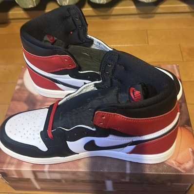 Nike Air Jordan 1 Retro High OG "Black Toe Reimagined"