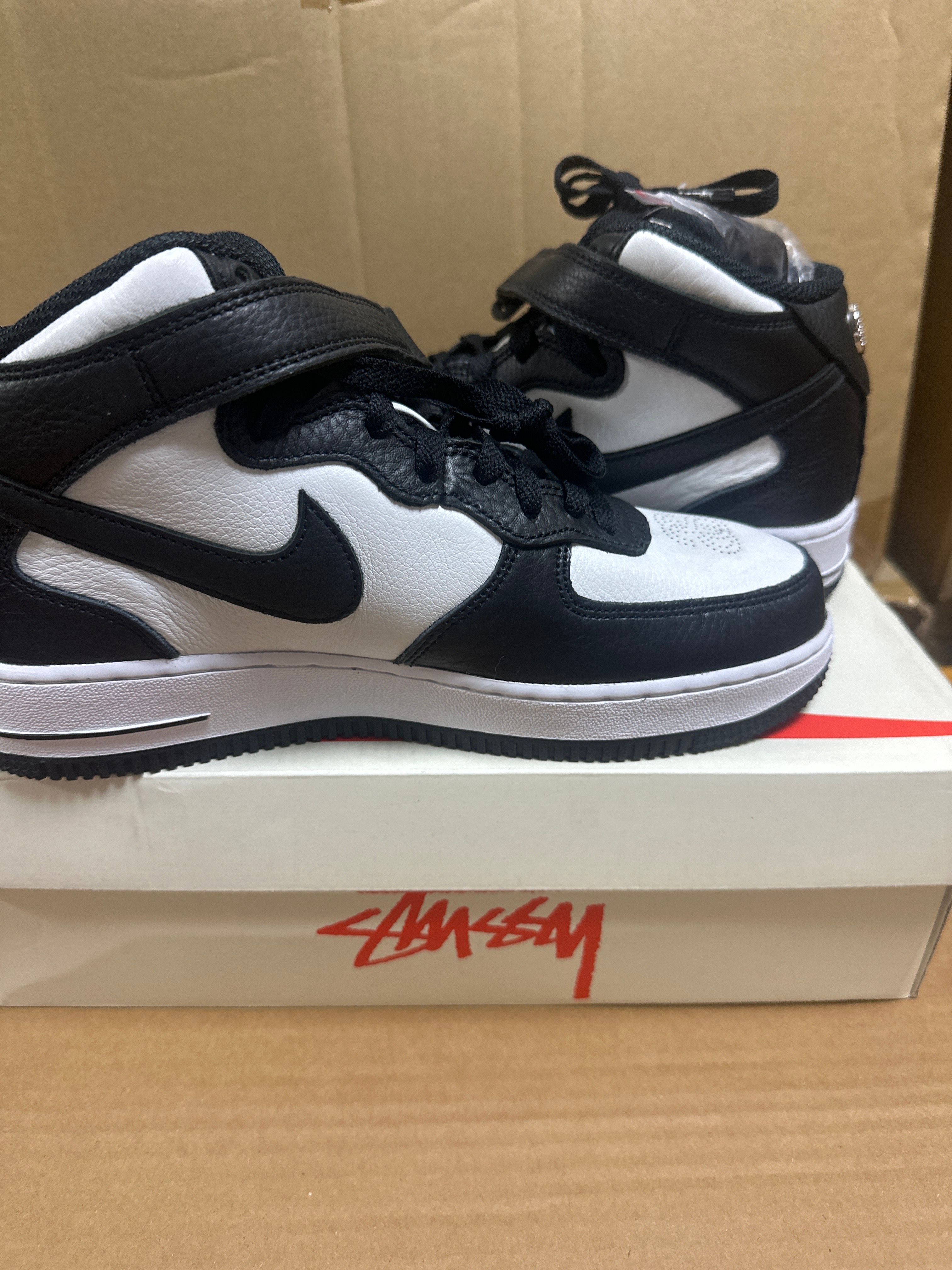 Stussy × Nike Air Force 1 Mid "Black and Light Bone"