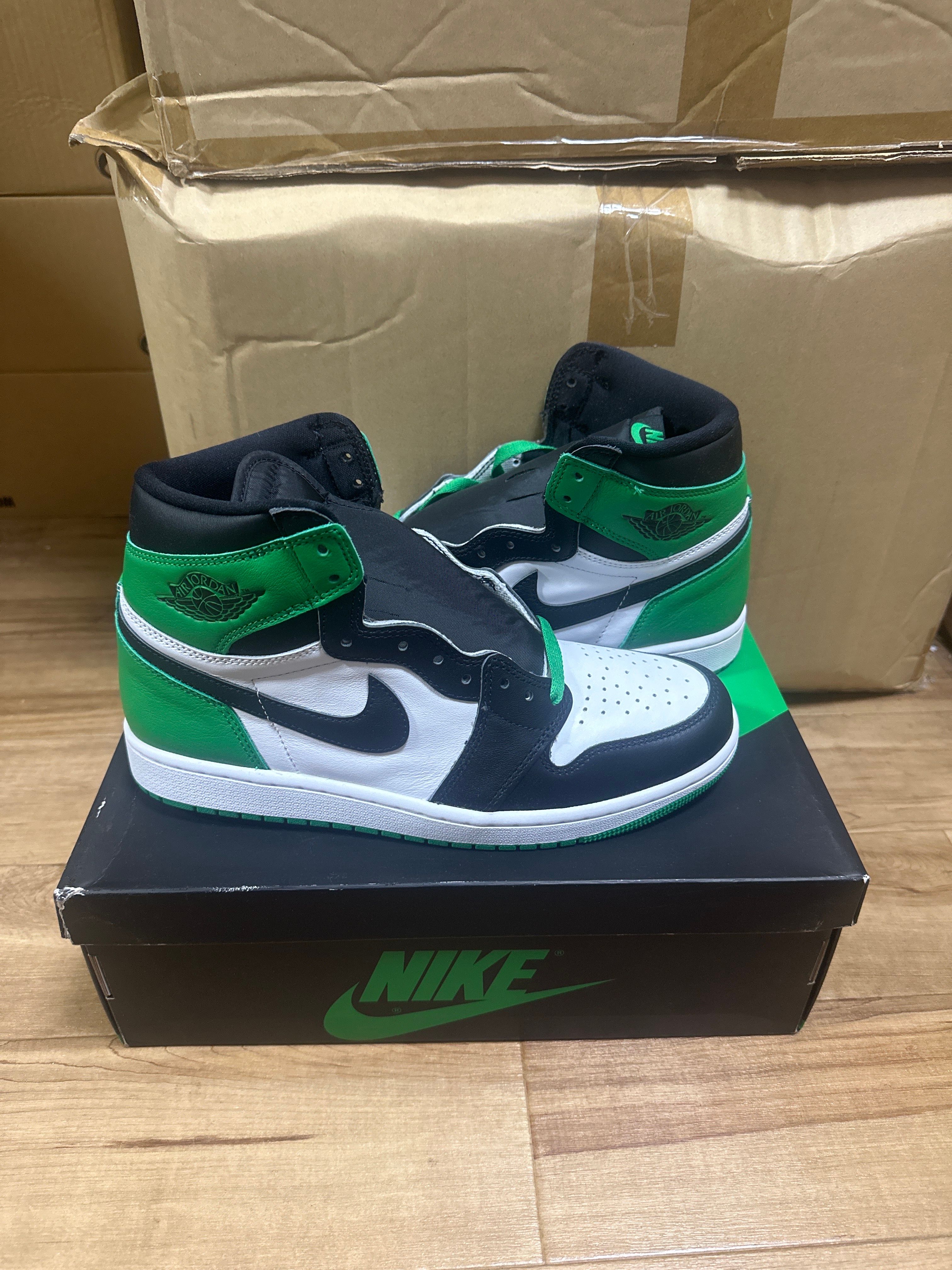 Nike Air Jordan 1 Retro High OG "Celtics/Black and Lucky Green" (2023)