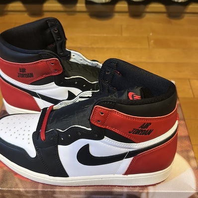 Nike Air Jordan 1 Retro High OG "Black Toe Reimagined"