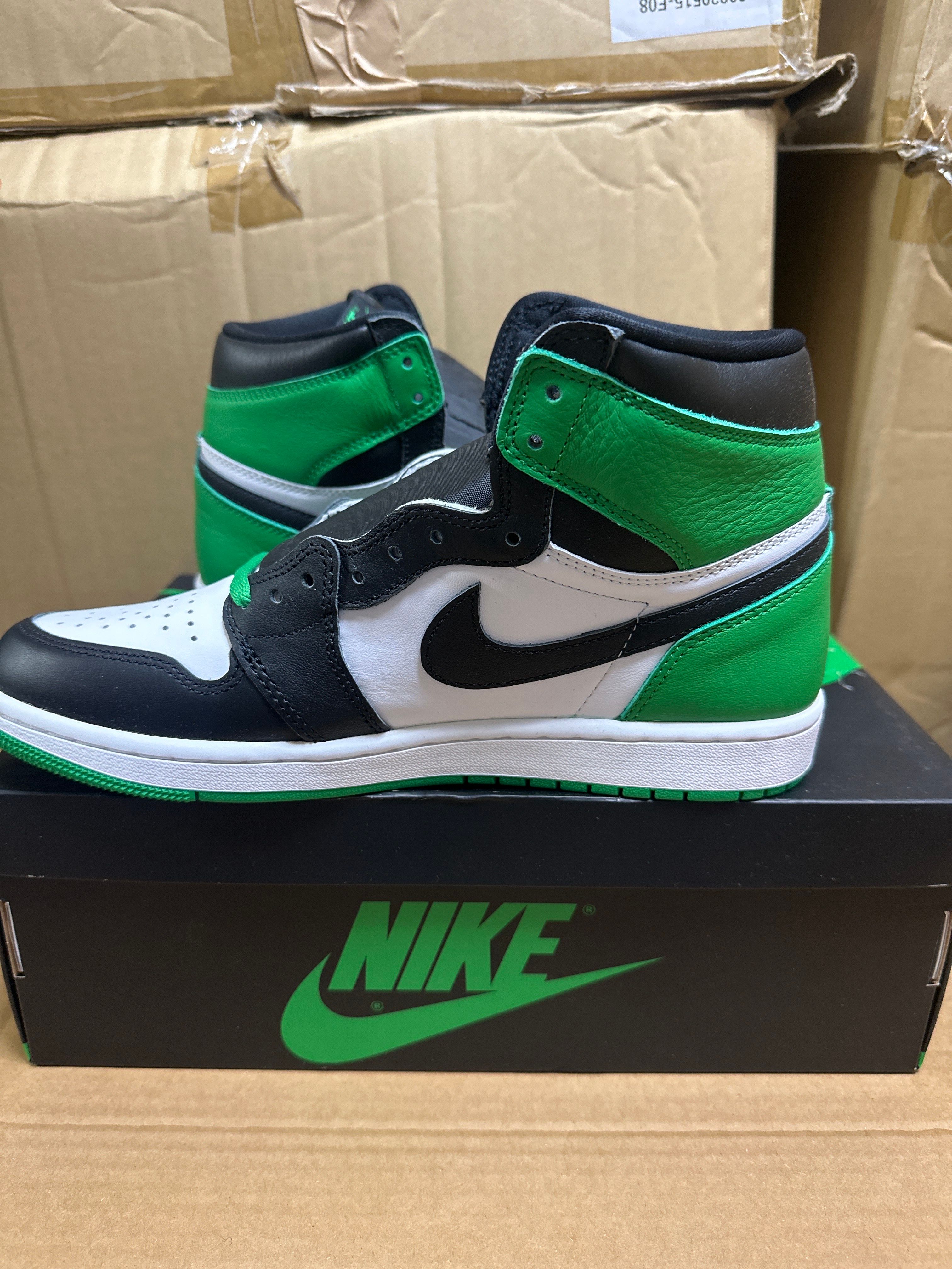 Nike Air Jordan 1 Retro High OG "Celtics/Black and Lucky Green" (2023)