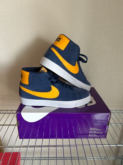 Nike SB Zoom Blazer Mid "Michigan"