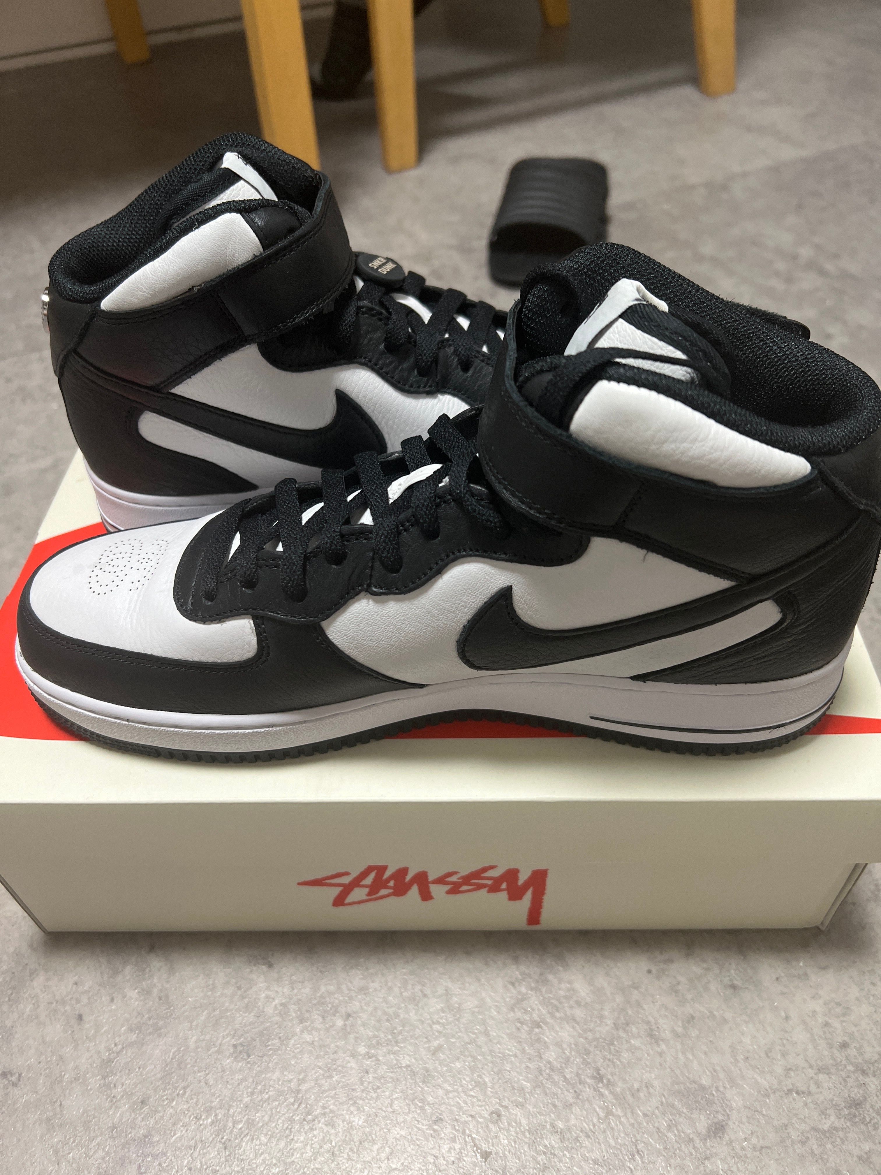 Stussy × Nike Air Force 1 Mid "Black and Light Bone"