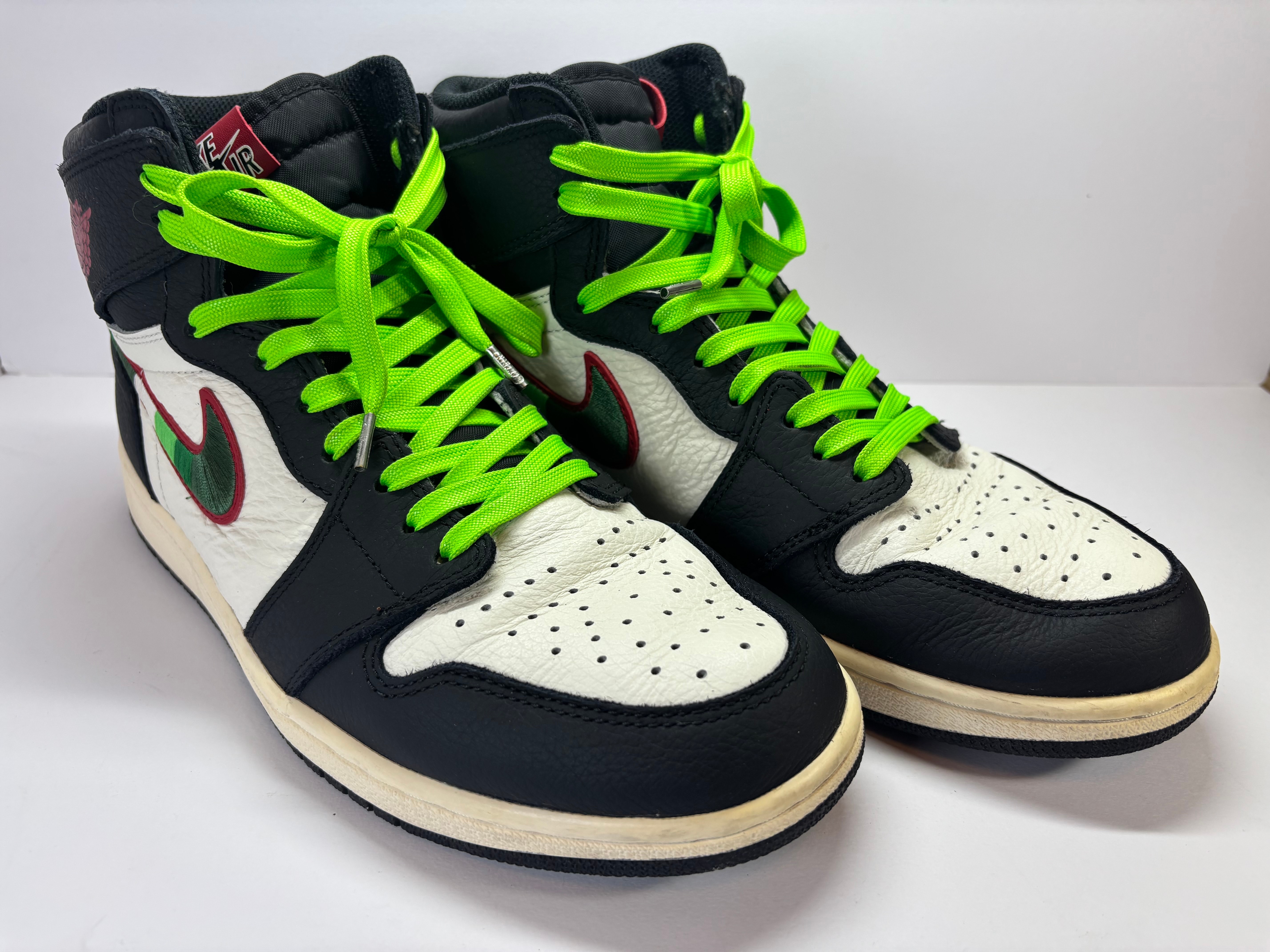 スニーカーダンク(スニダン) | 人気新作のスニーカー、トレカ、注目