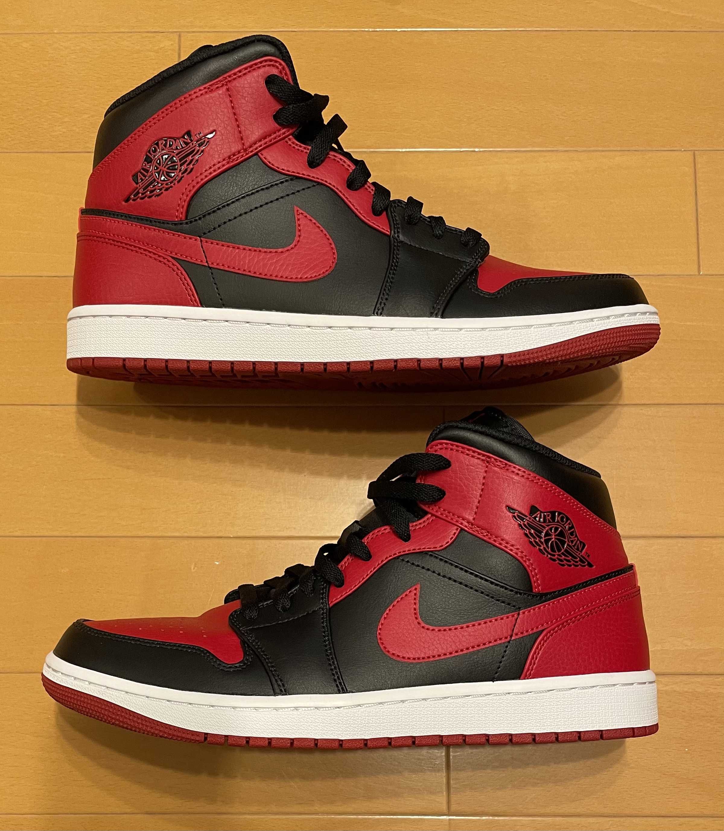 Nike Air Jordan 1 Mid "Bred"