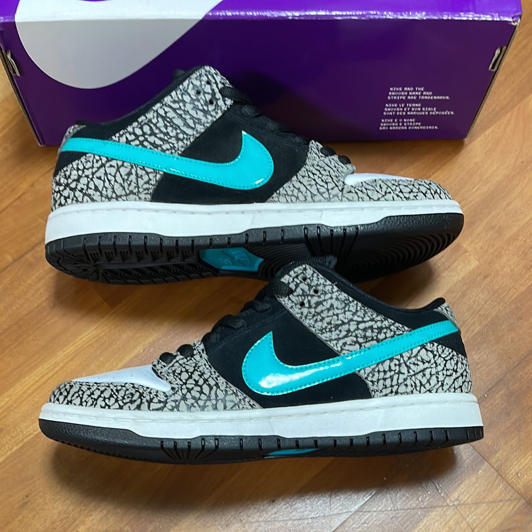 Nike SB Dunk Low "Elephant/Safari"