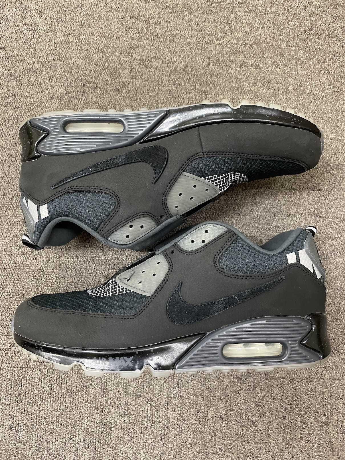 UNDEFEATED × Nike Air Max 90 "Black/Rush Pink"