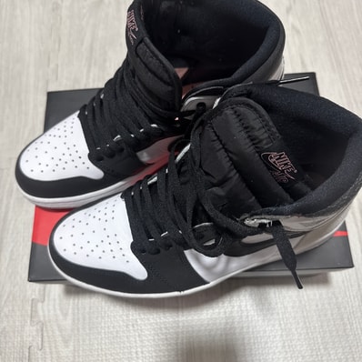 Nike Air Jordan 1 High OG "Bleached Coral"