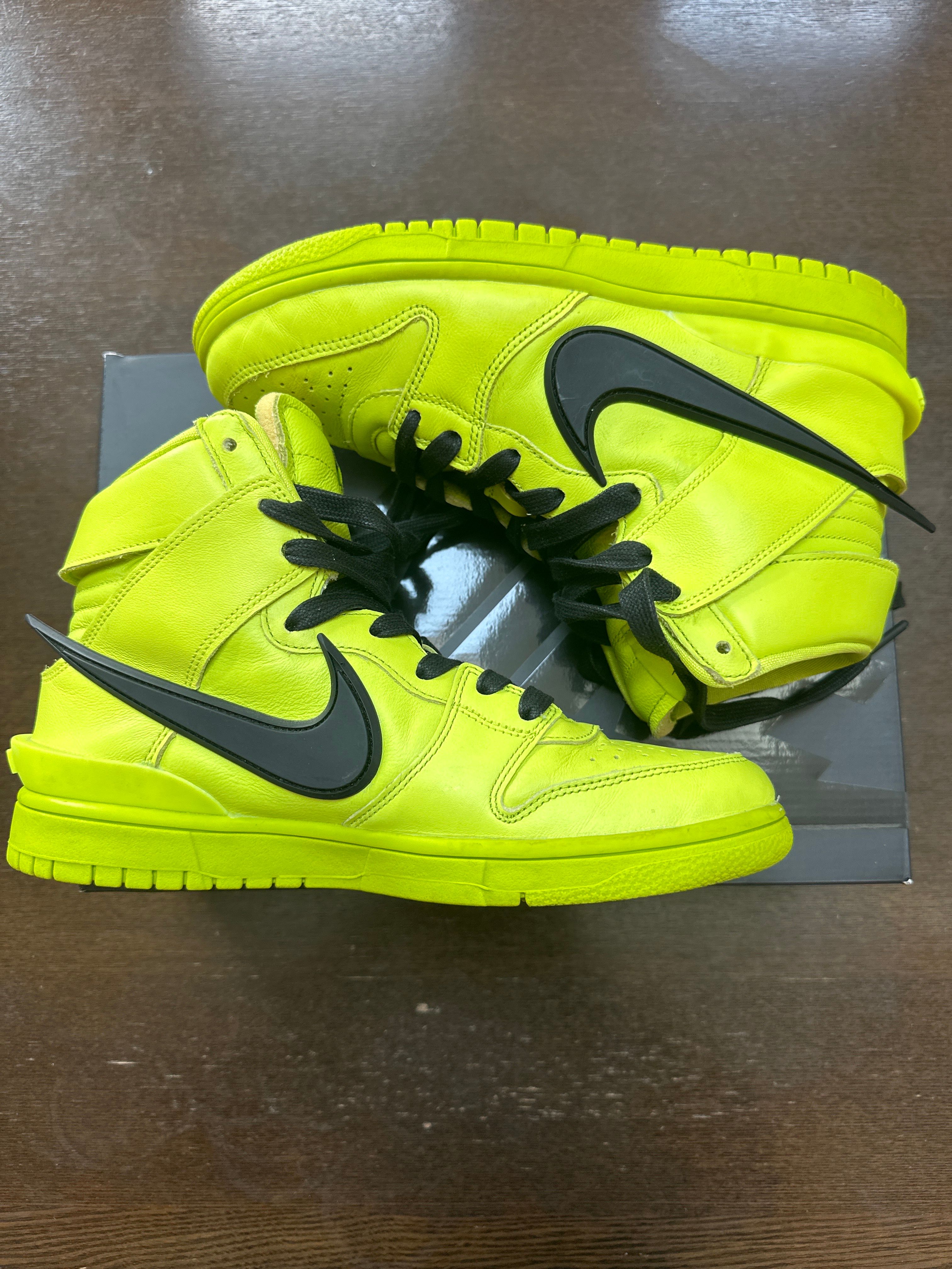 AMBUSH × NIKE DUNK HIGH "FLASH LIME"