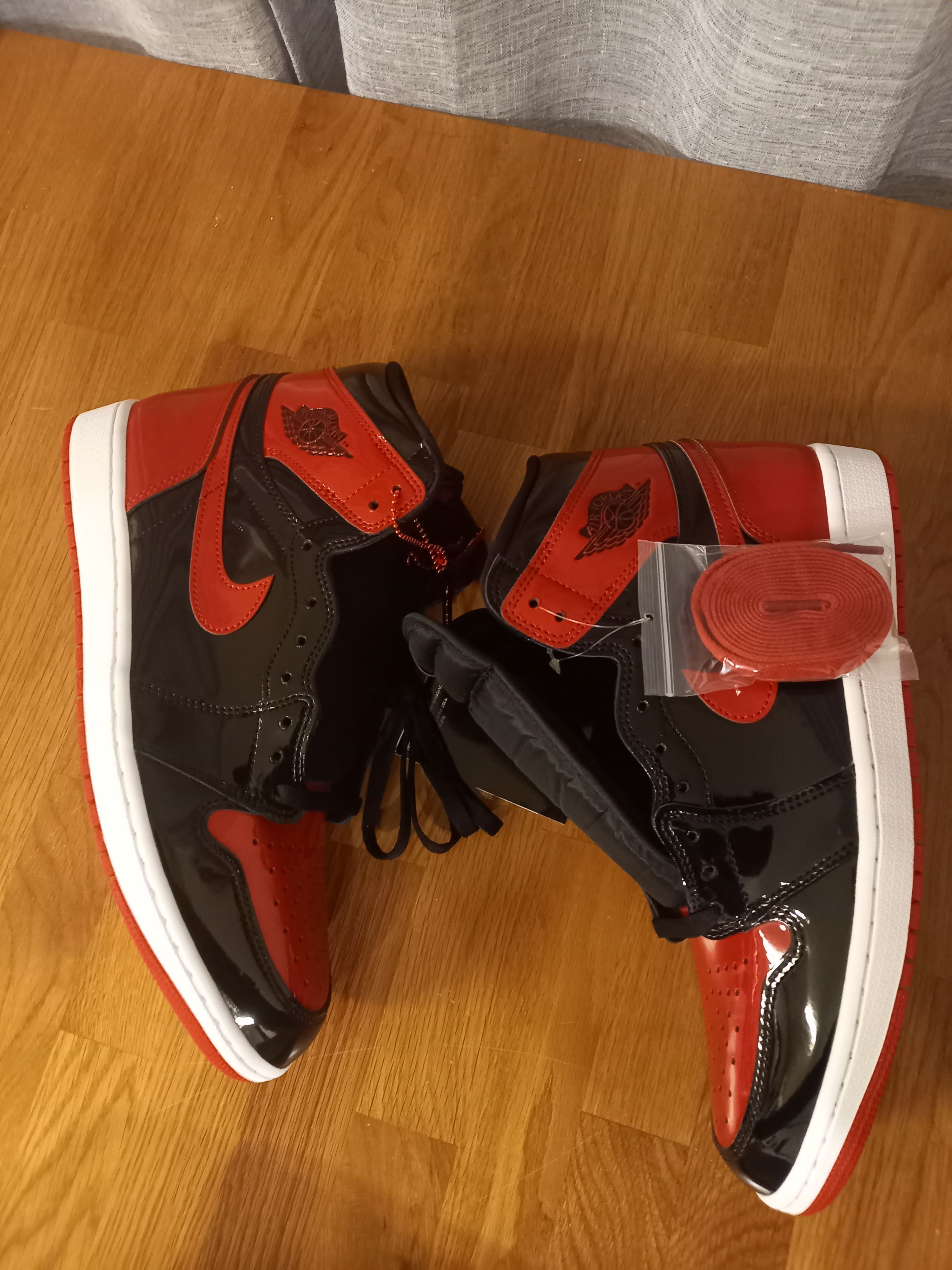 Nike Air Jordan 1 High OG "Patent Bred"