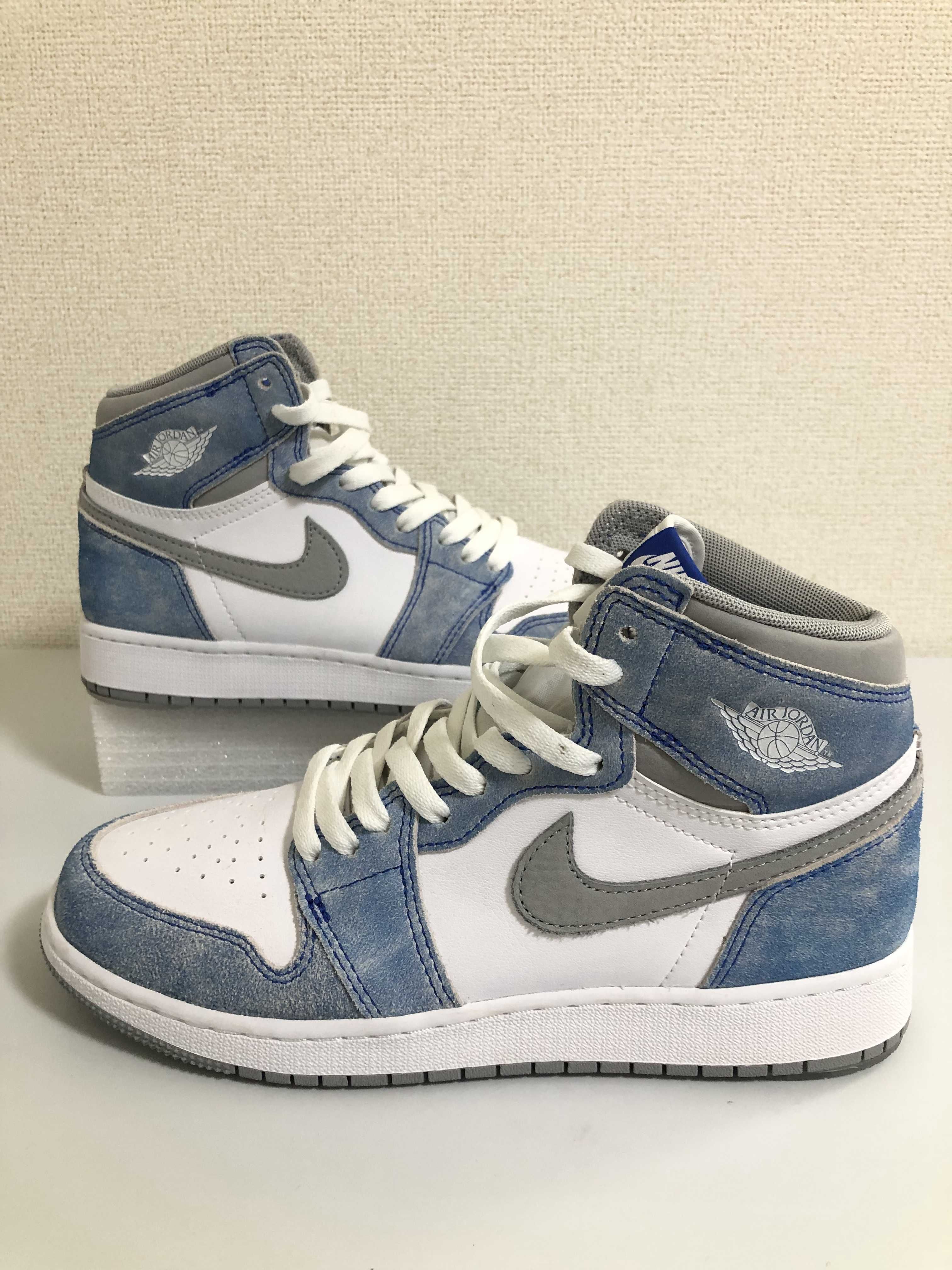 Nike GS Air Jordan 1 High OG "Hyper Royal"