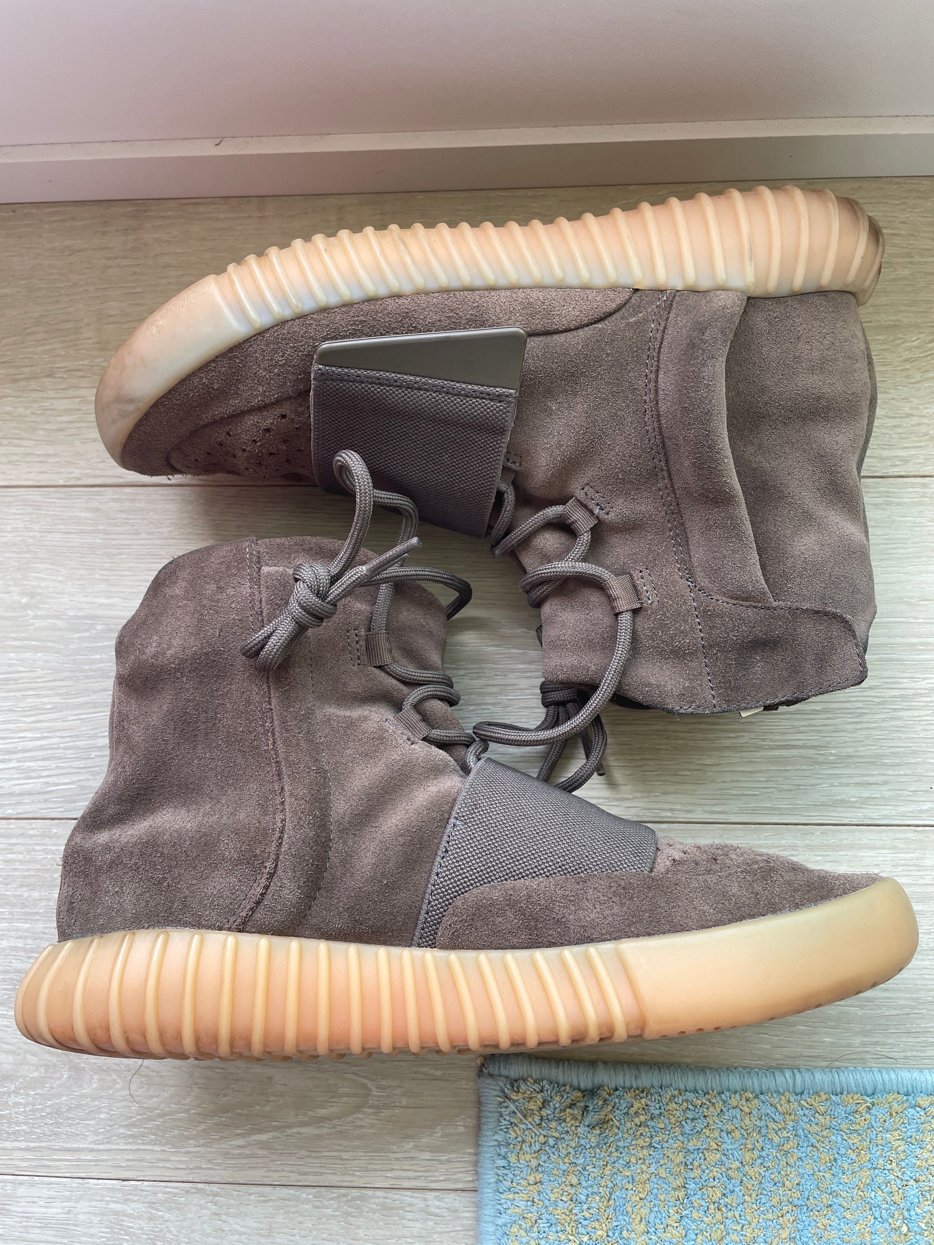 adidas YEEZY Boost 750 "Light Brown Gum (Chocolate)"
