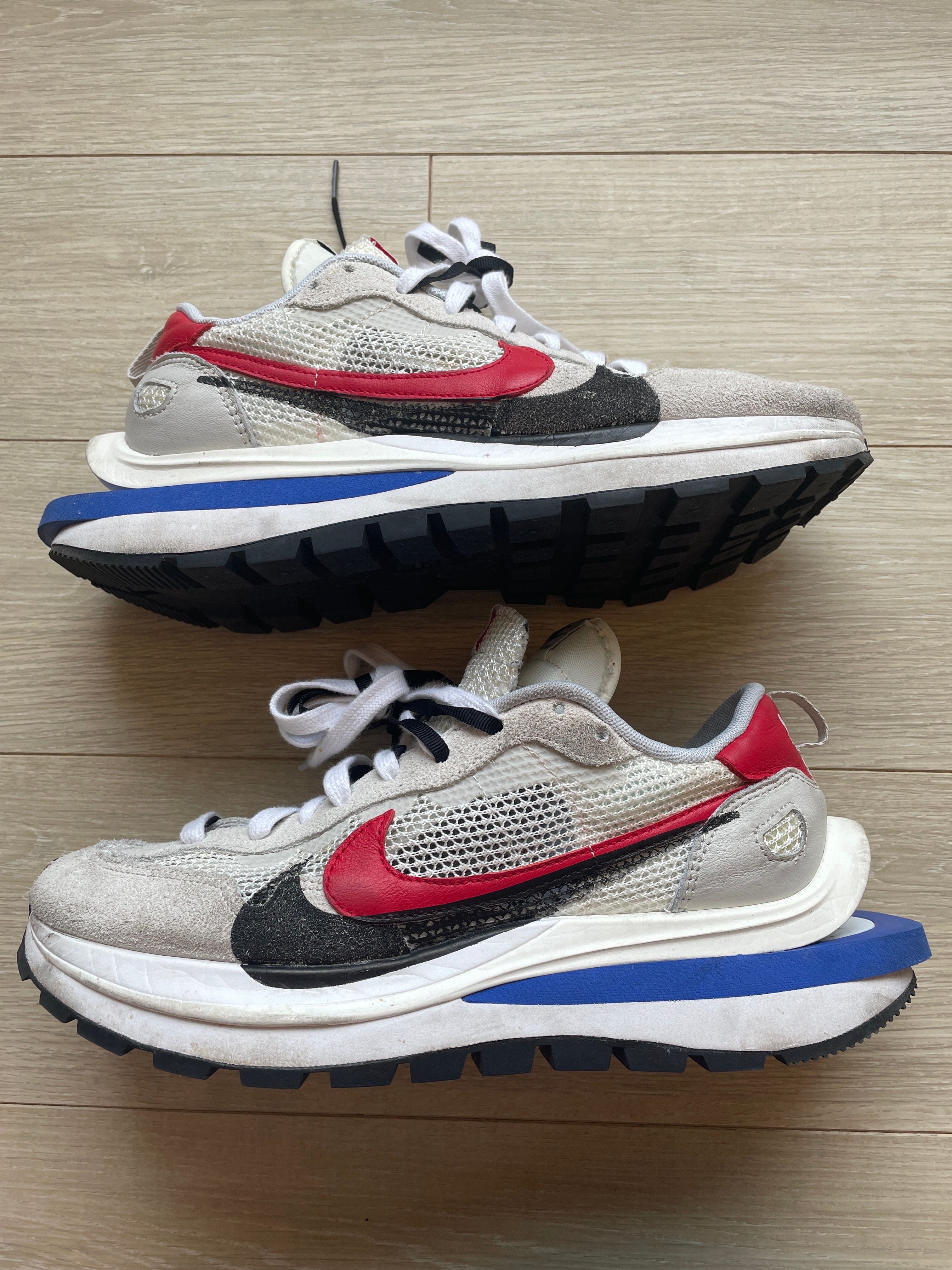 sacai × Nike Vapor Waffle "Royal Fuchsia"