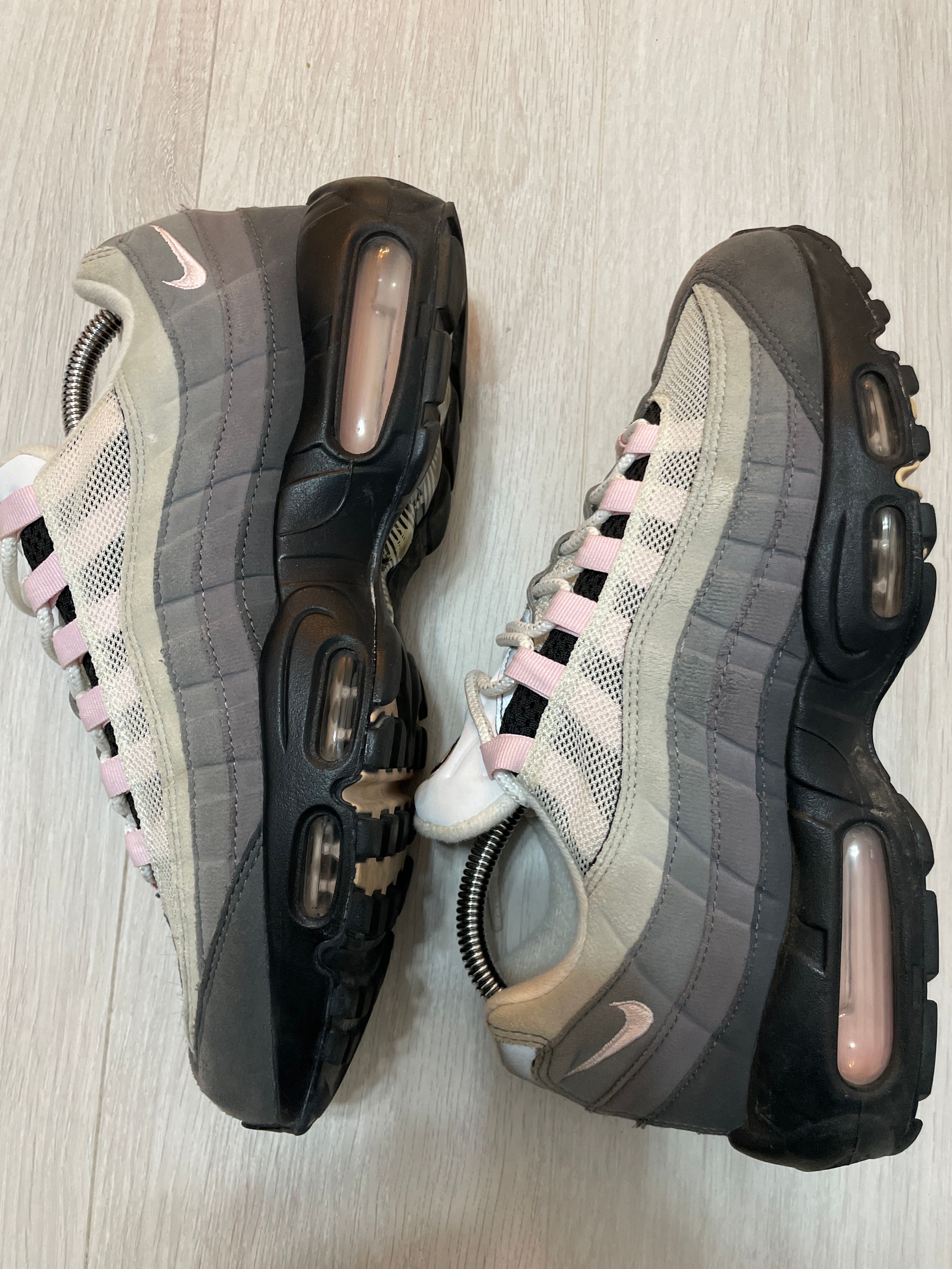 Nike Air Max 95 "Gunsmoke/Pink Foam"