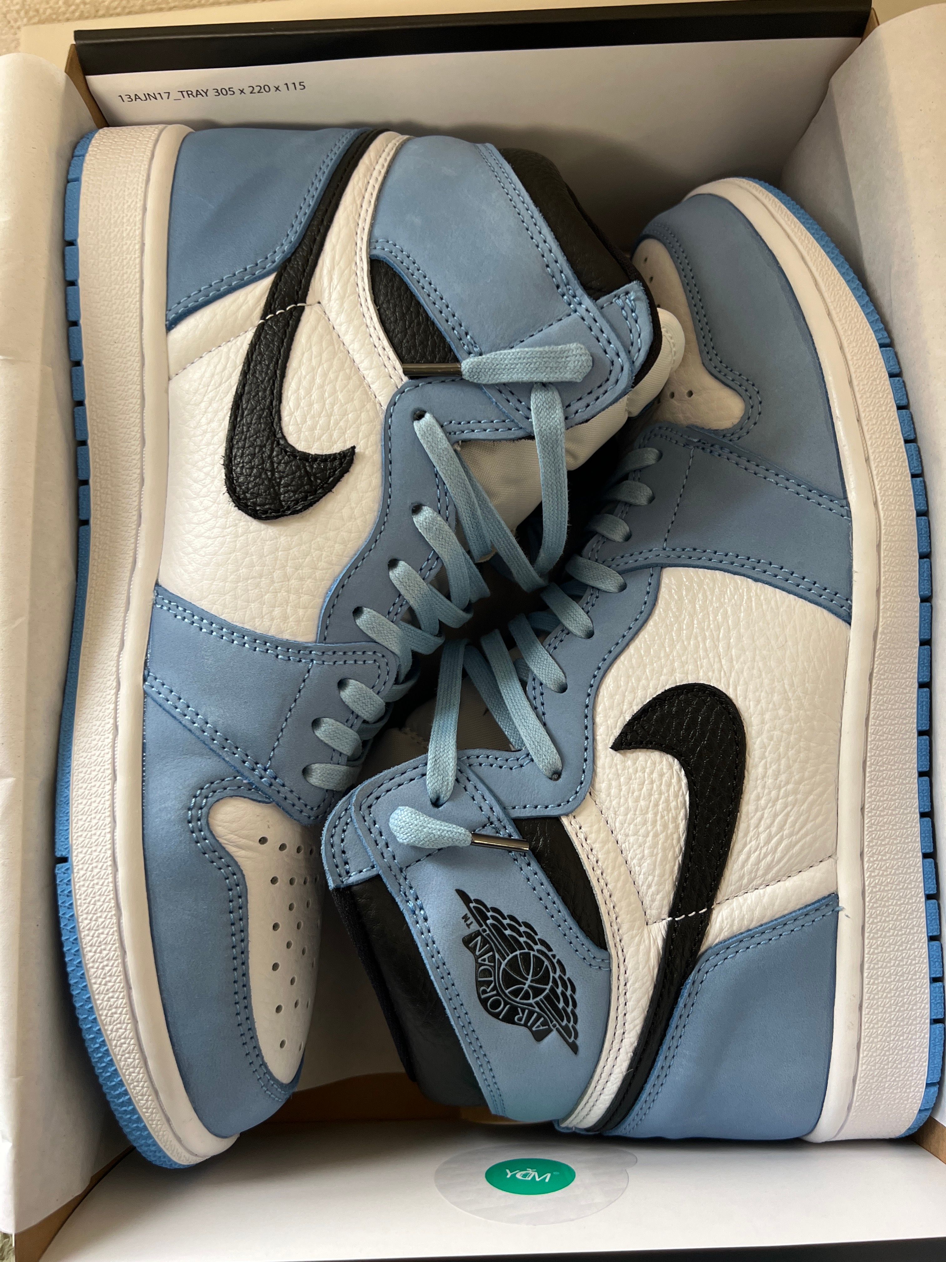 Nike Air Jordan 1 High OG "University Blue"