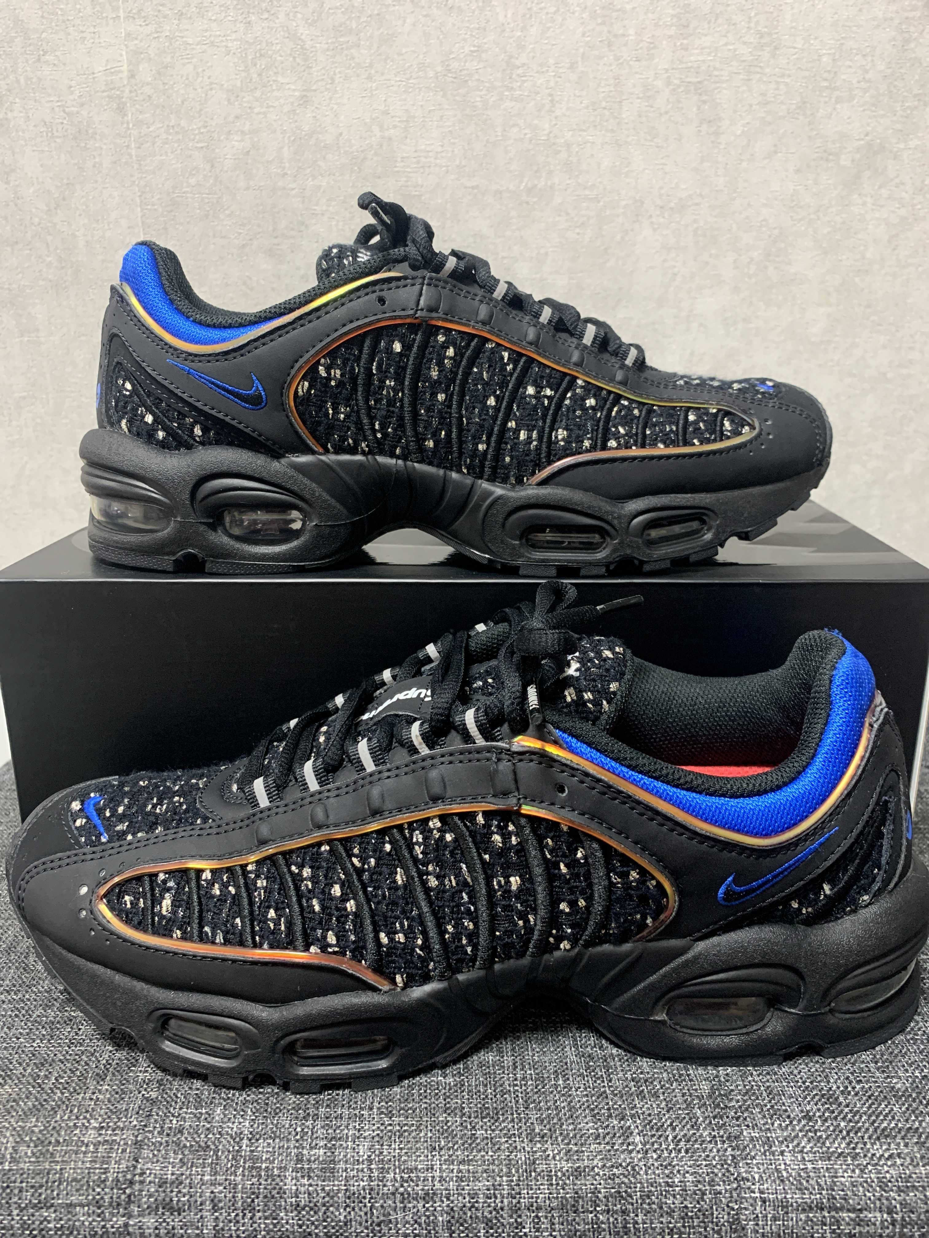 Supreme × Nike Air Max Tailwind 4 "Black"
