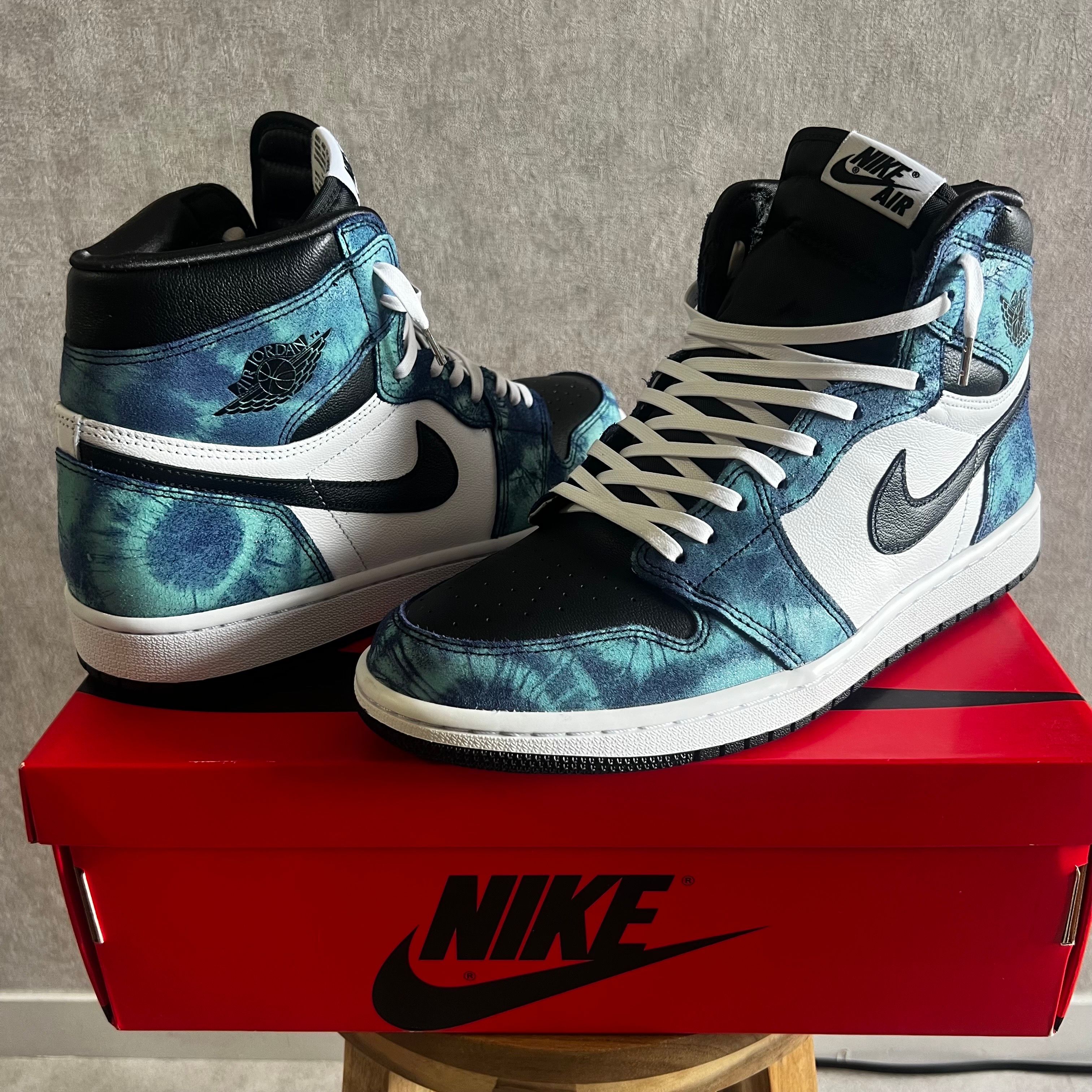 Nike Women's Air Jordan 1 High OG "Tie-Dye"