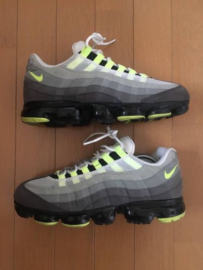 Nike Air Vapormax 95 "Neon"