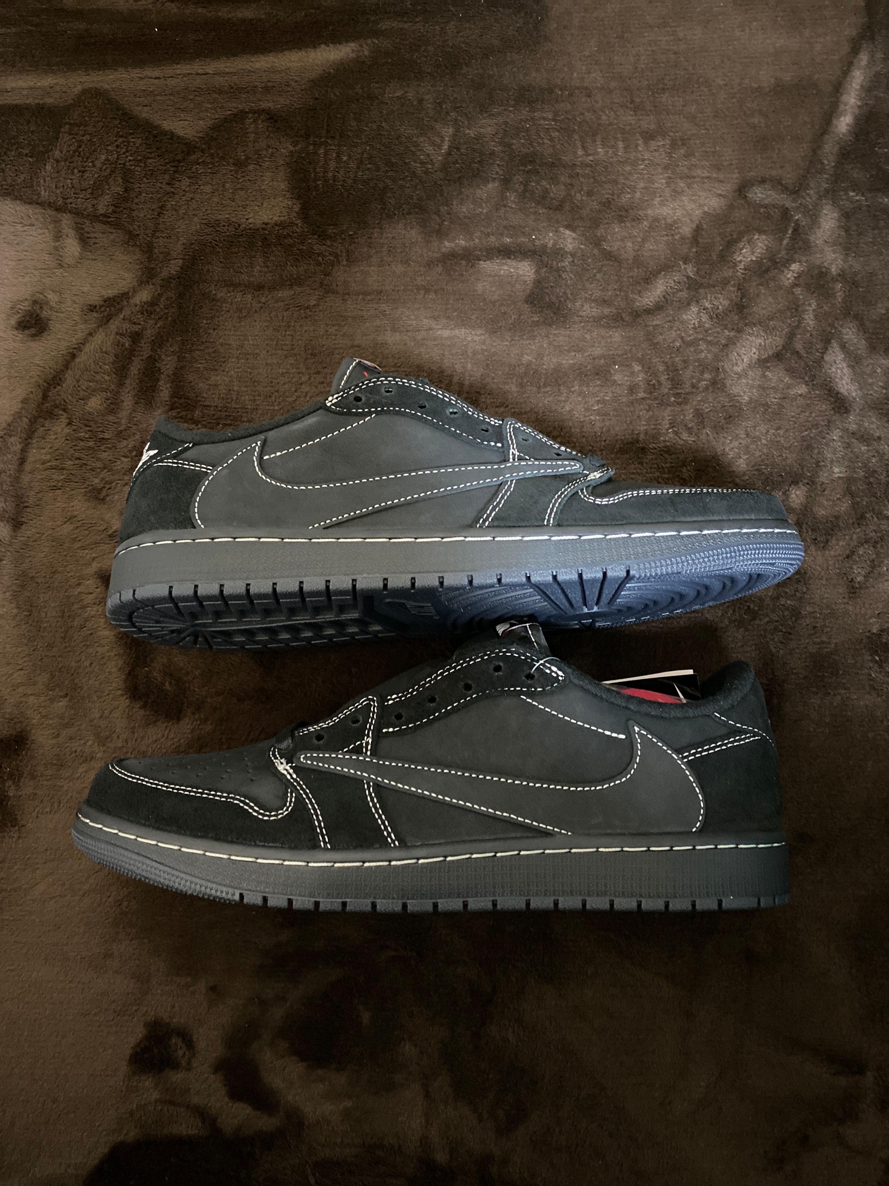 Travis Scott × Nike Air Jordan 1 Low OG SP "Black Phantom"