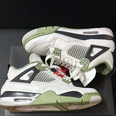 Nike Women's Air Jordan 4 "Oil Green"