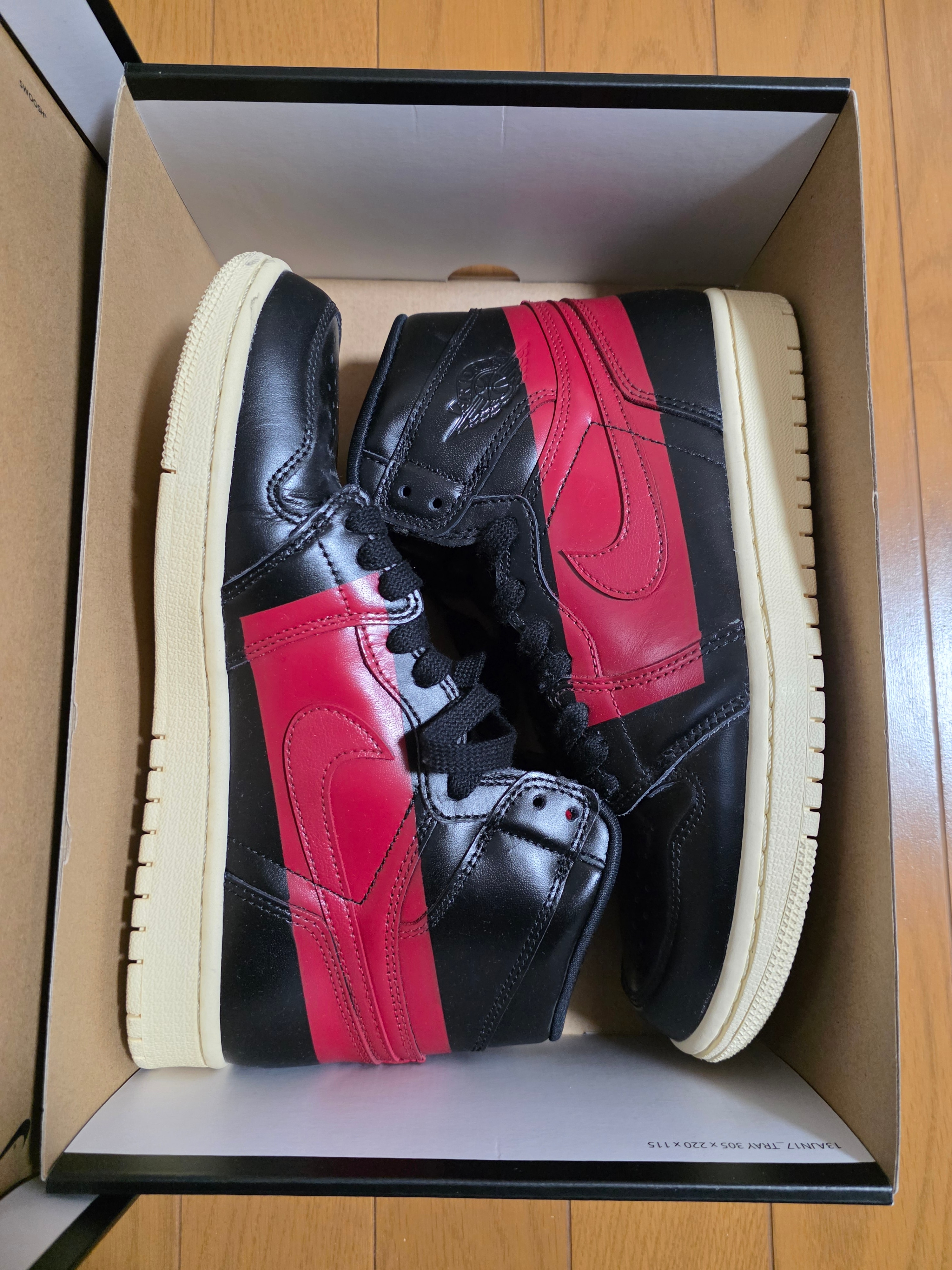 Nike Air Jordan 1 Retro High OG "Couture"