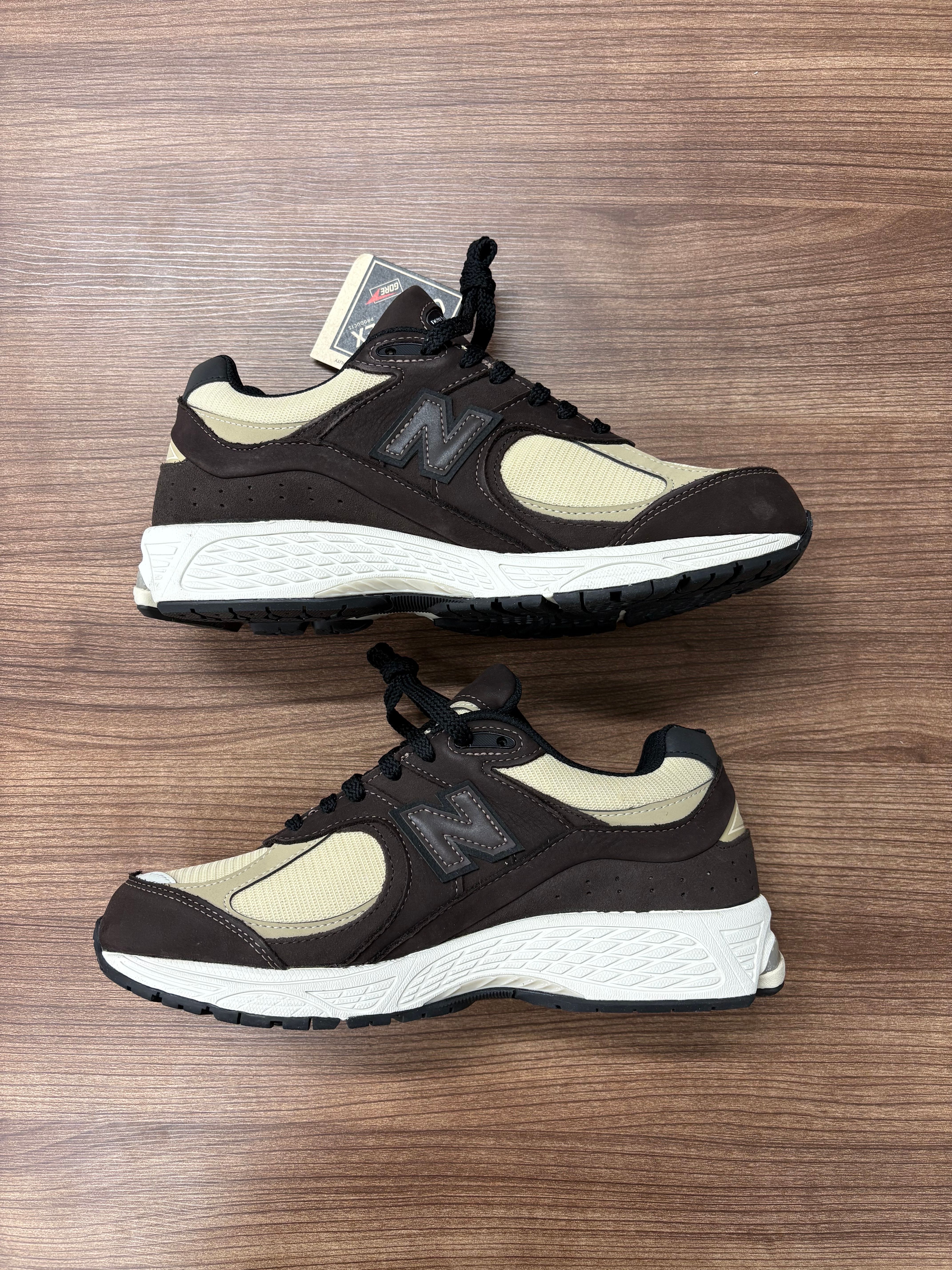New Balance 2002R GORE-TEX "Black Coffee"