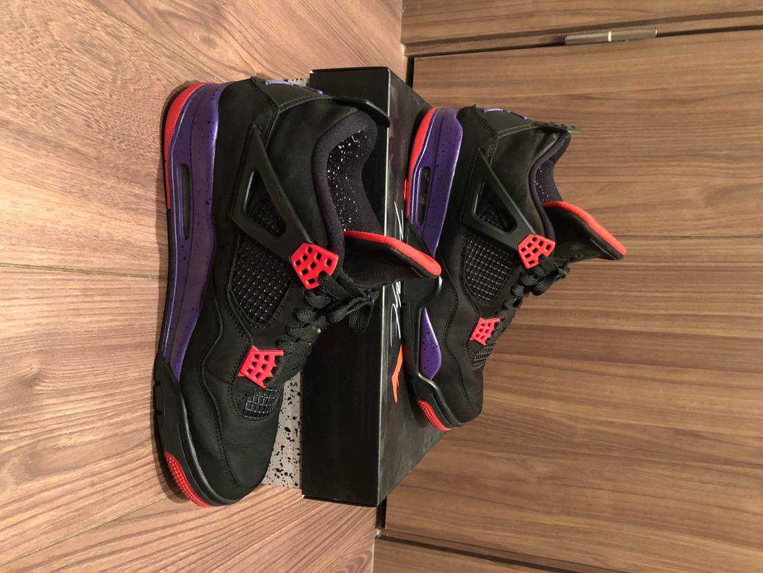NIKE AIR JORDAN 4 RETRO "RAPTORS"