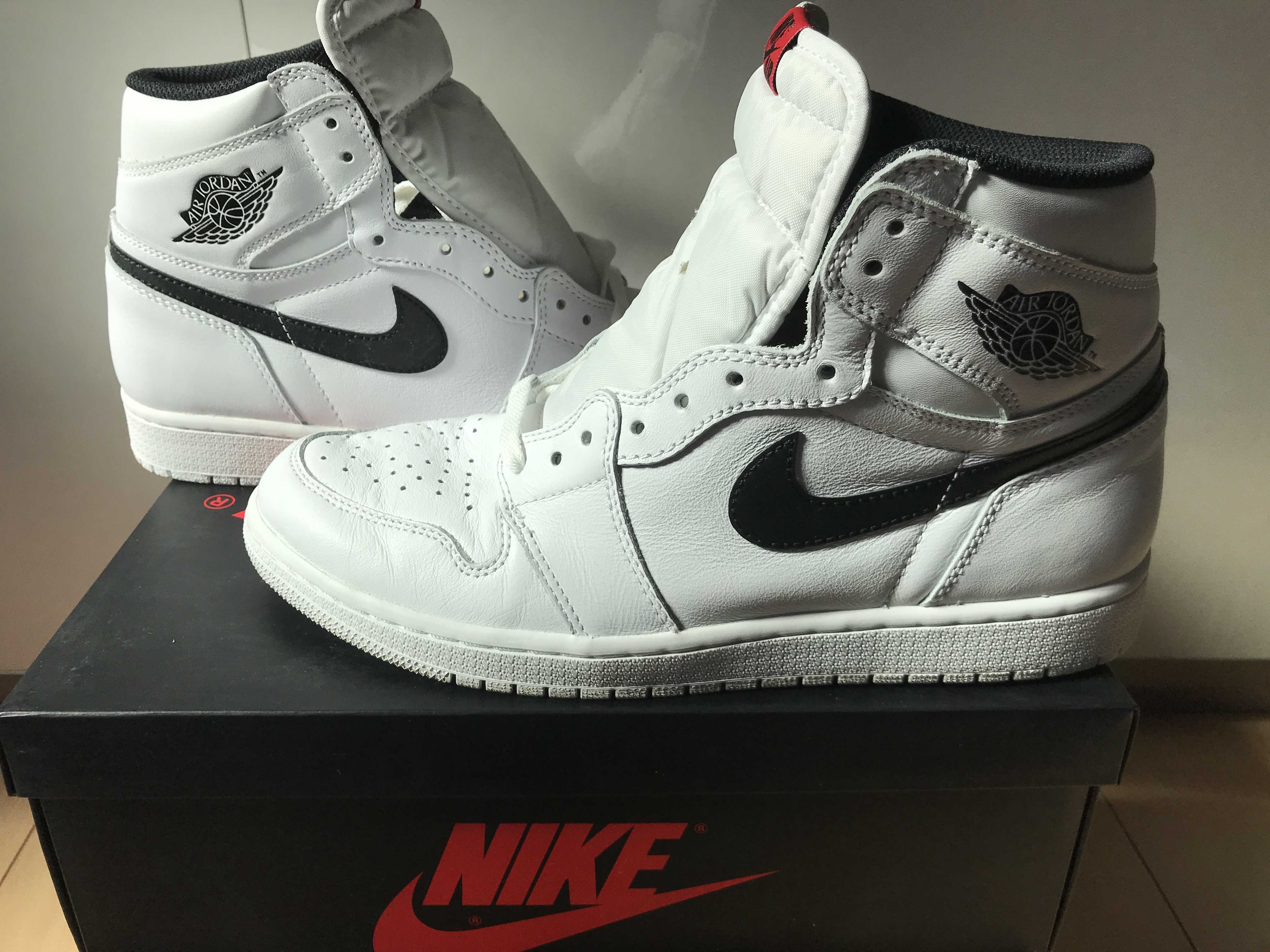 Nike Air Jordan 1 Retro High "Yin Yang White"