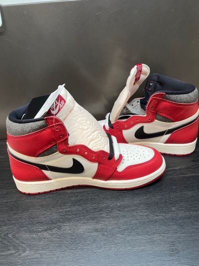 Nike Air Jordan 1 High OG "Lost & Found/Chicago"