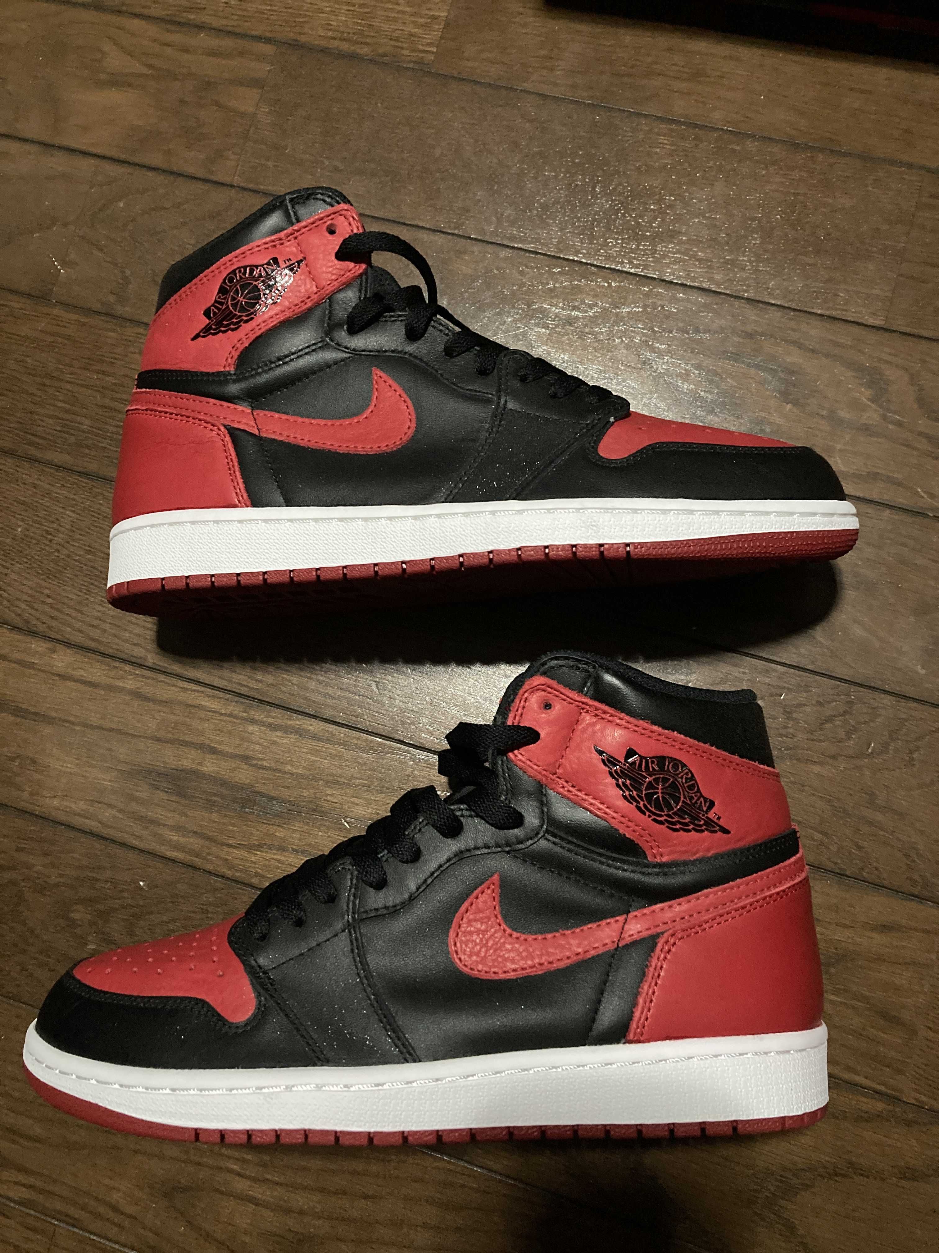 Nike Air Jordan 1 Retro High OG "Bred/Banned" (2016)