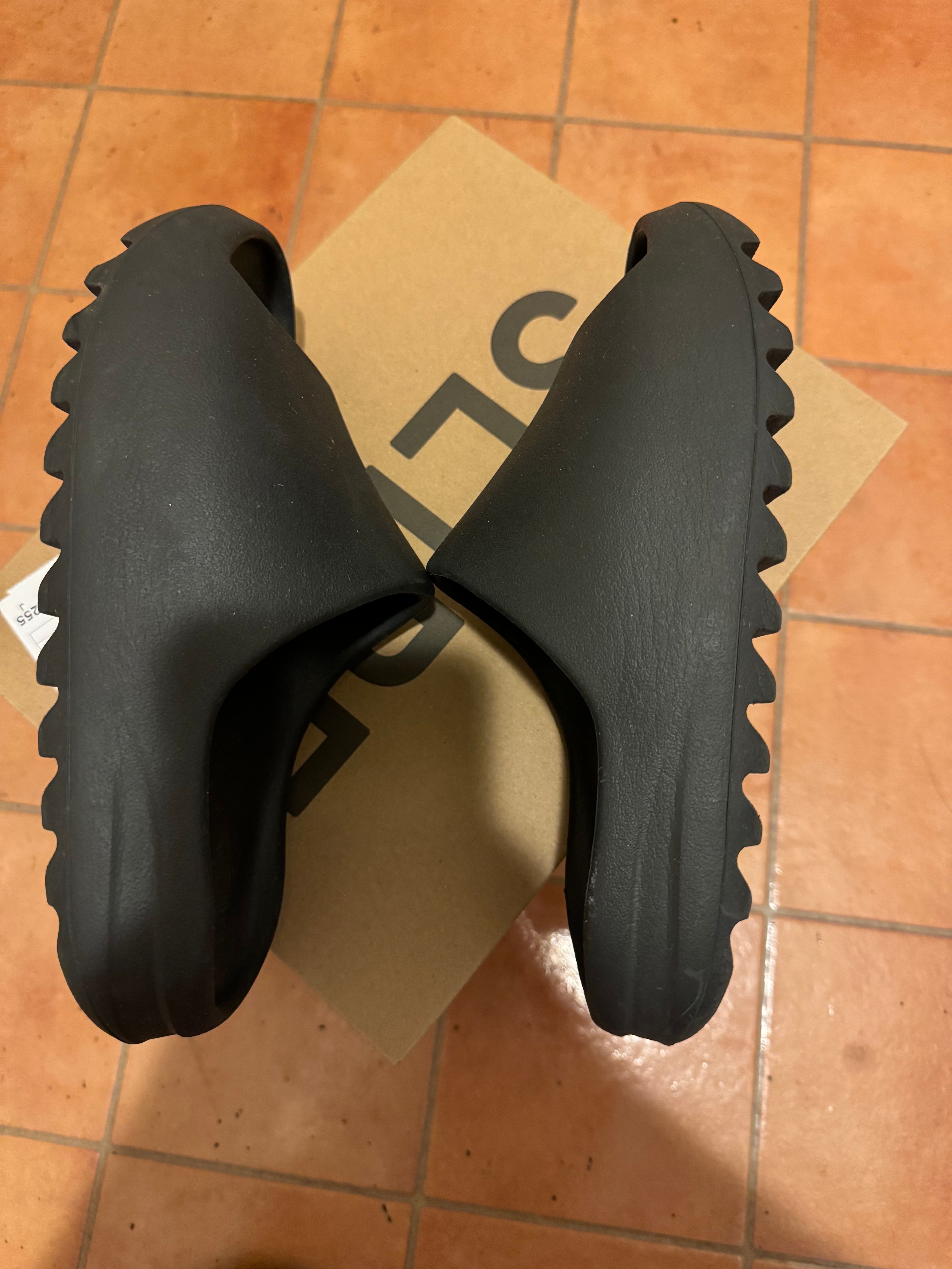 adidas YEEZY Slide "Onyx"