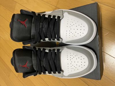 NIKE AIR JORDAN 1 LOW "LIGHT SMOKE GREY"