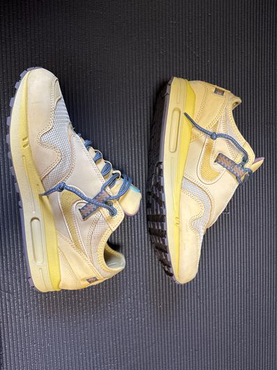 Travis Scott × Nike Air Max 1 "CACT.US Gold"